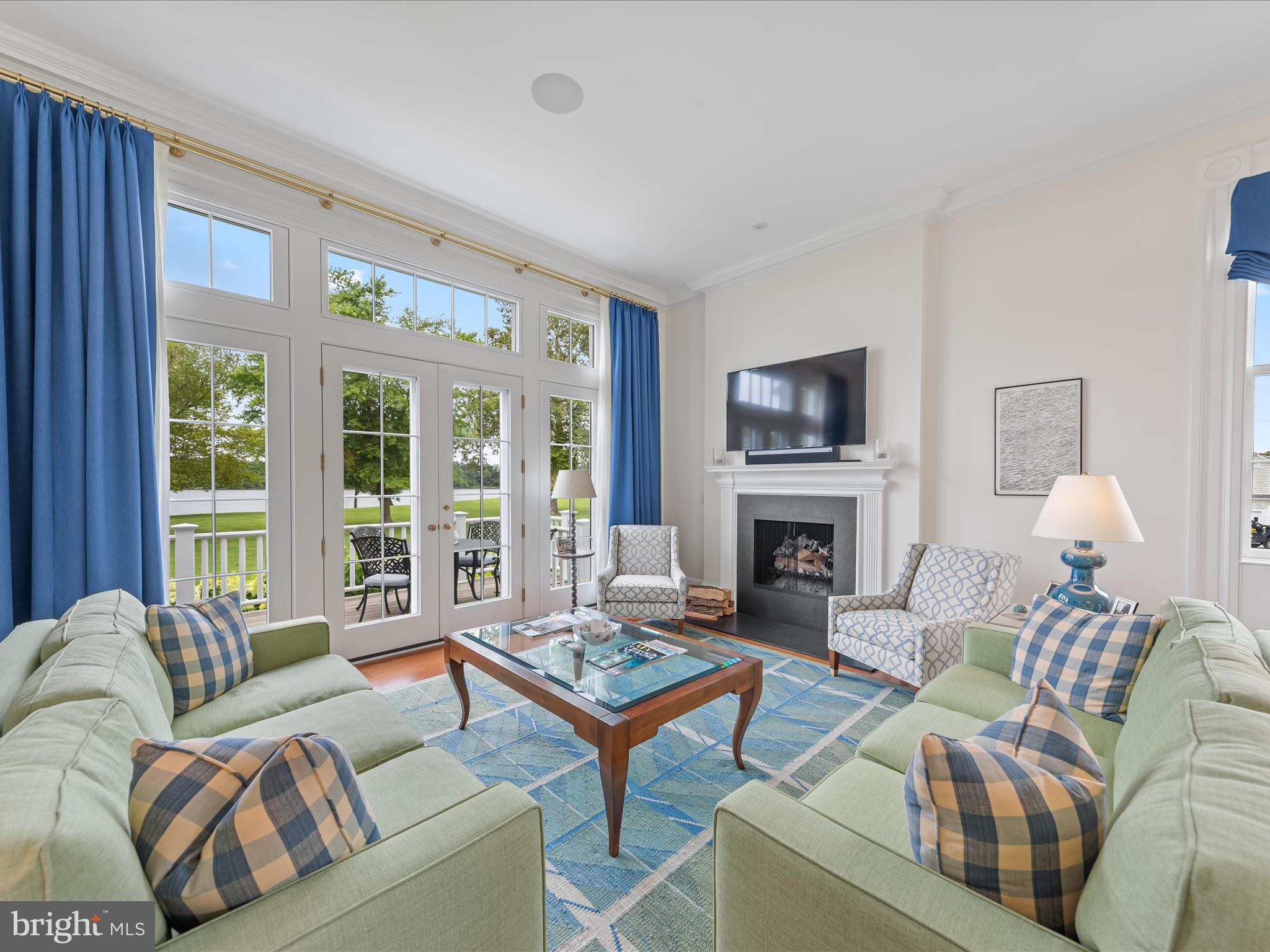 EASTON - Residential