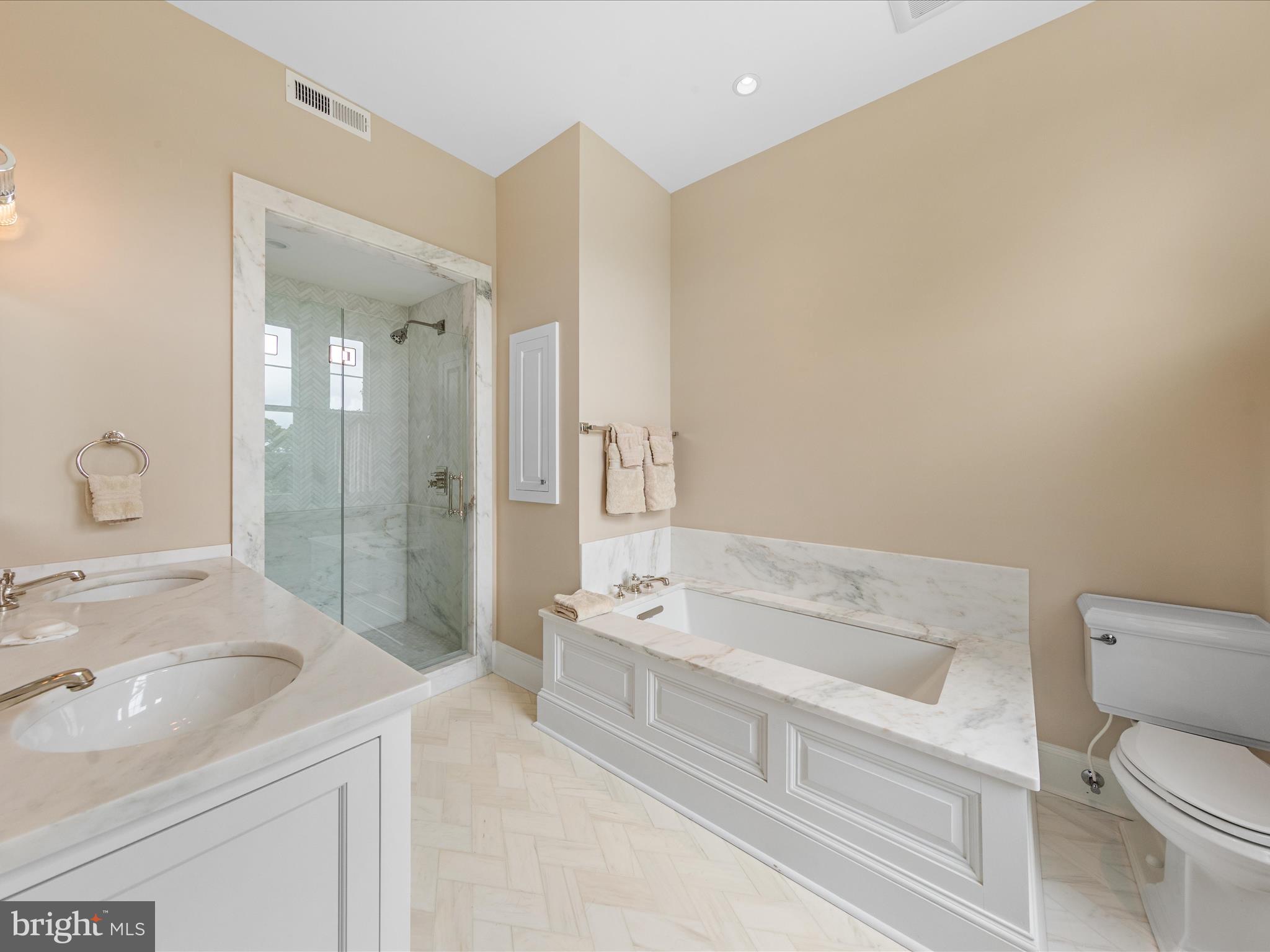 EASTON - Residential