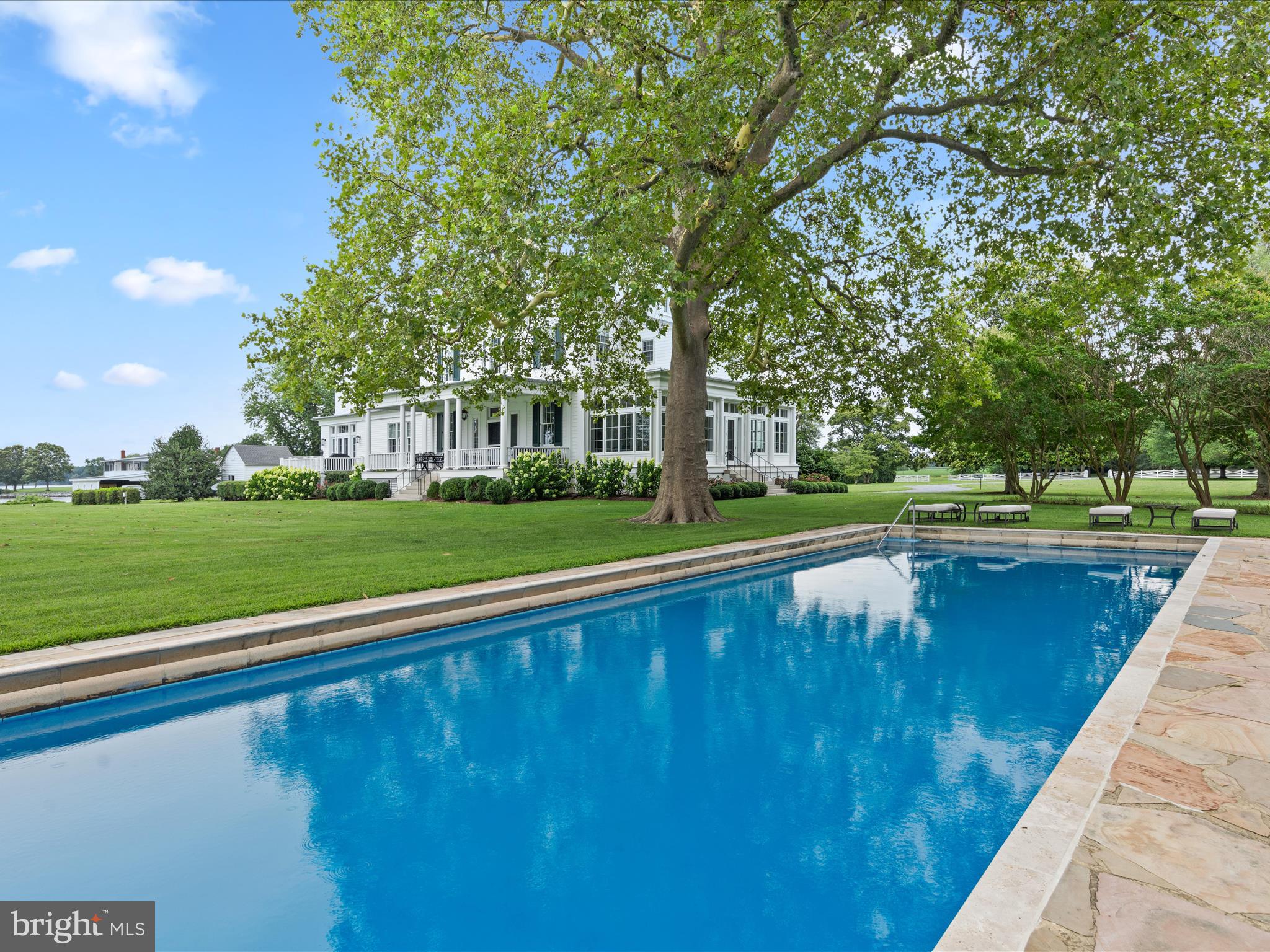 EASTON - Residential