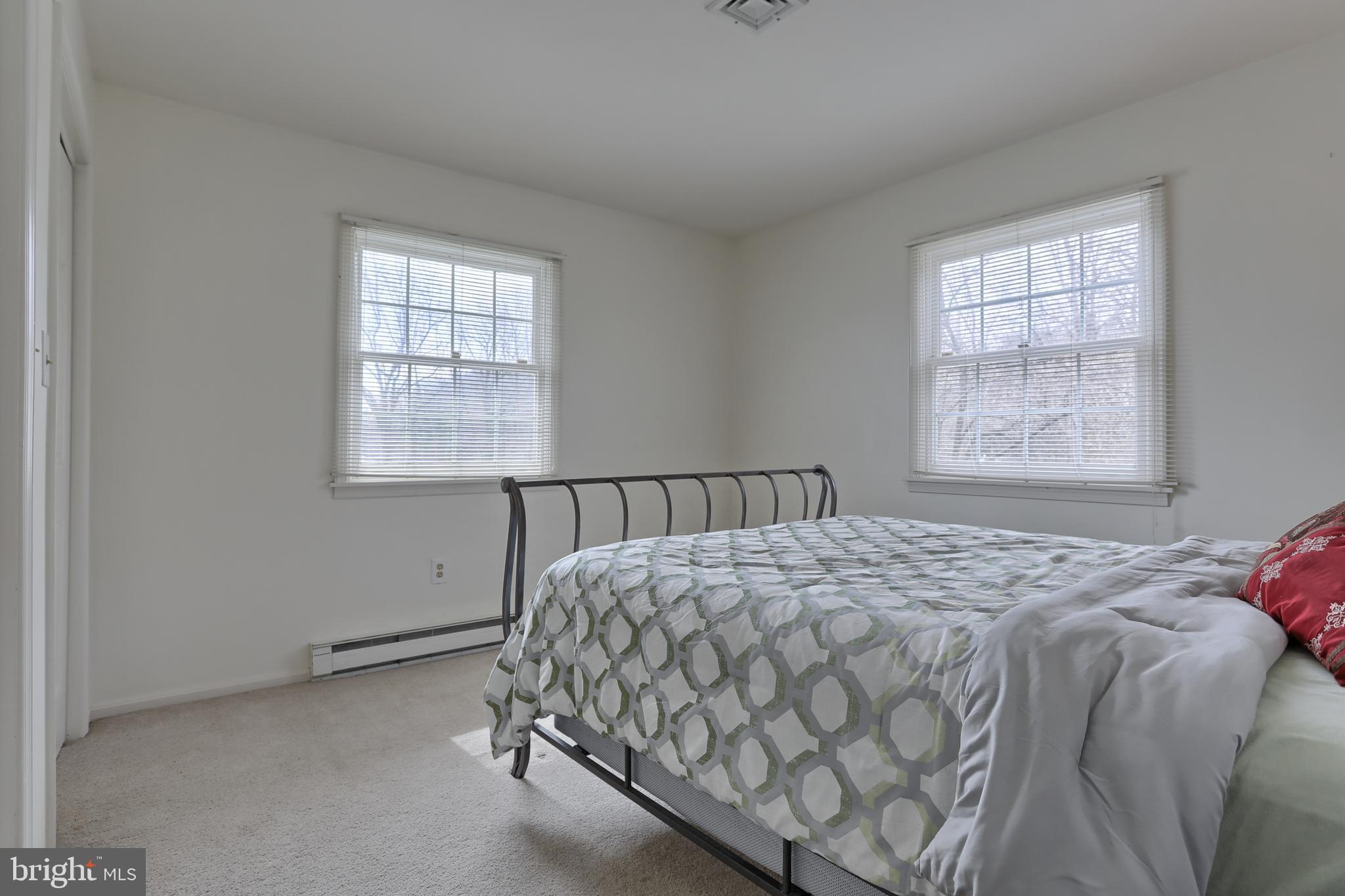 DERRY TOWNSHIP - Residential