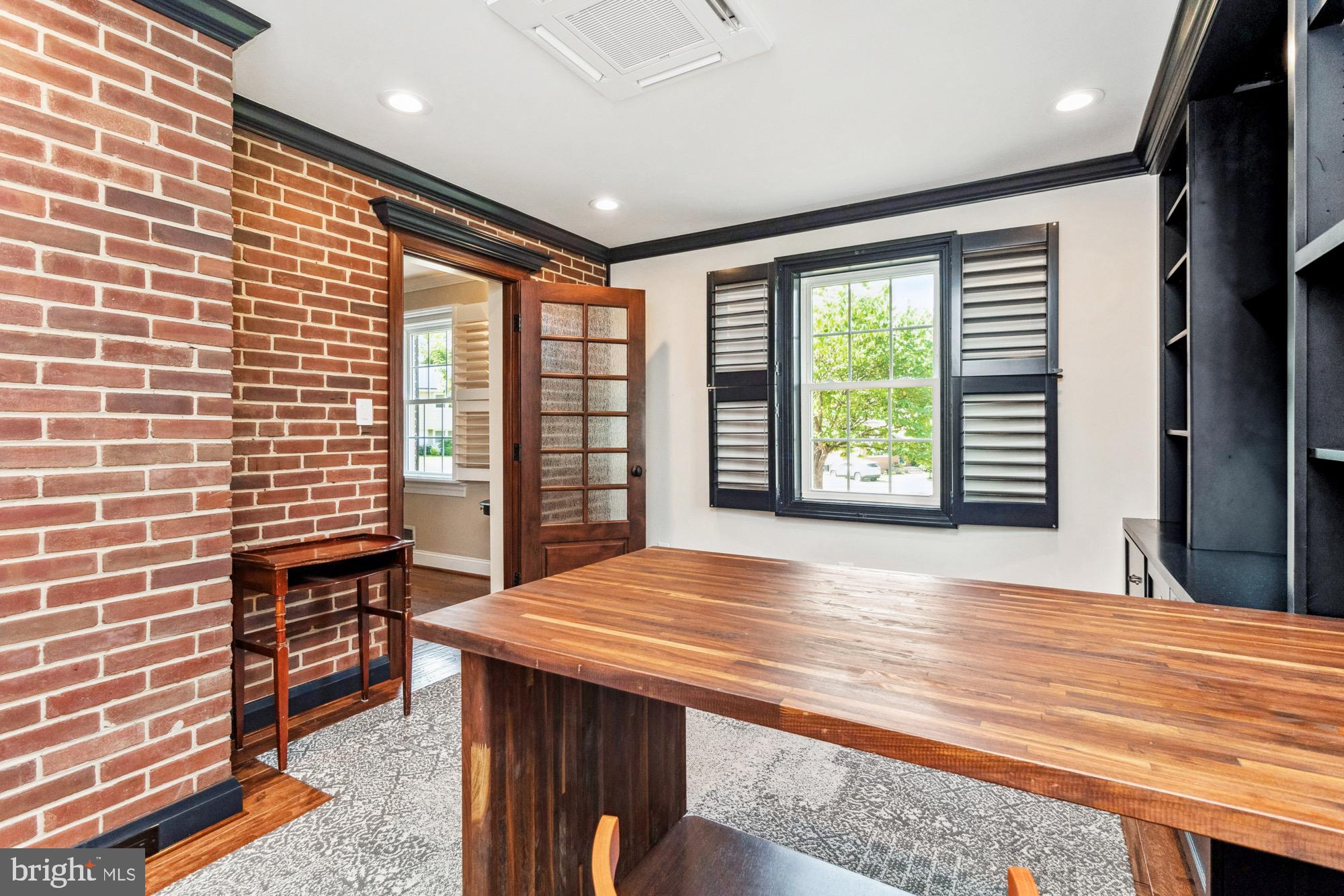 THORNLEIGH - Residential Lease