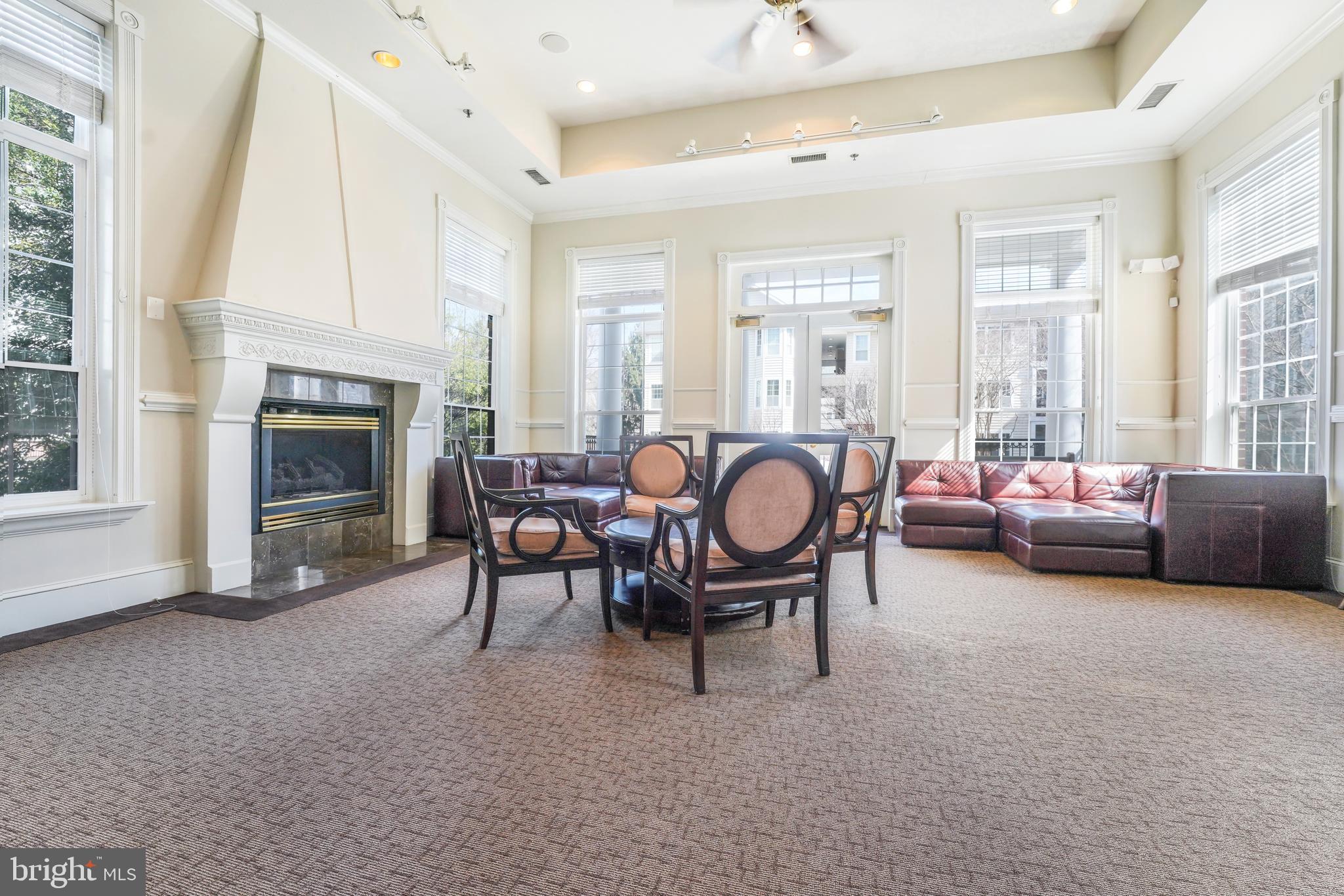 GATES OF MCLEAN - Residential