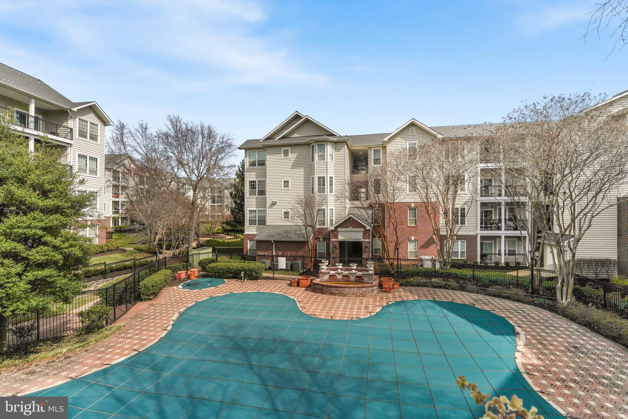 GATES OF MCLEAN - Residential