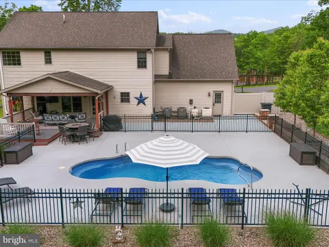 287 N Lakewood Dr, Ridgeley, WV 26753 - MLS#: WVMI2003300
