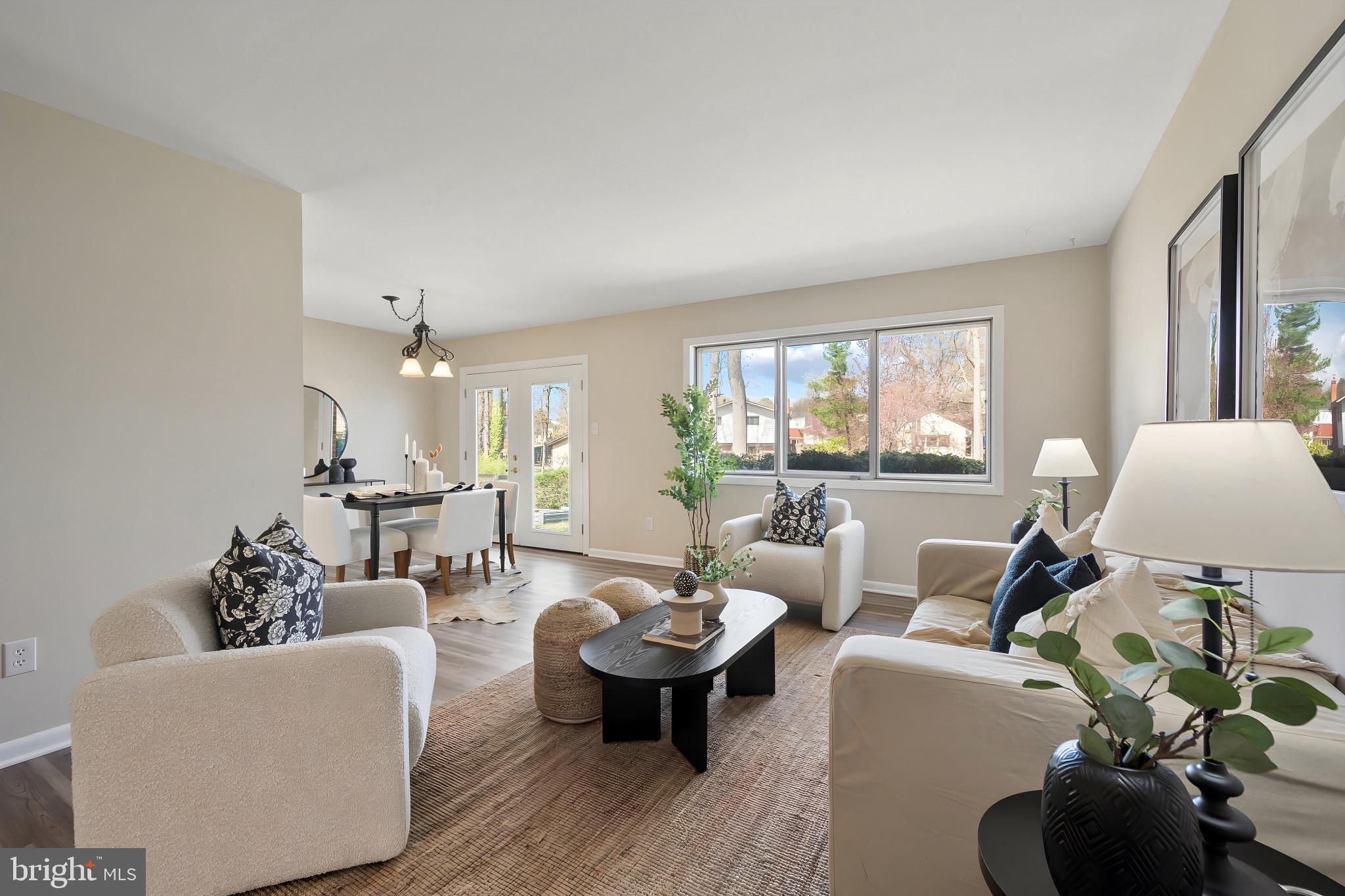 WALBROOKE MANOR - Residential