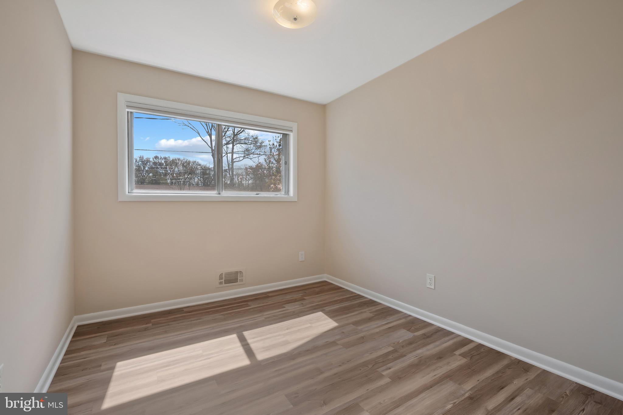 WALBROOKE MANOR - Residential