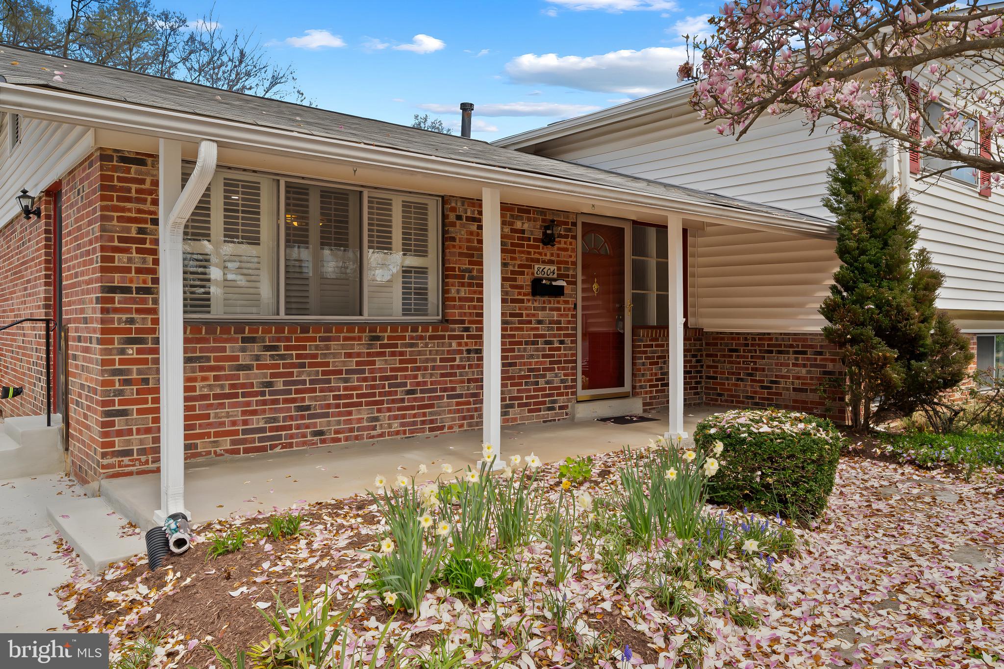 WALBROOKE MANOR - Residential