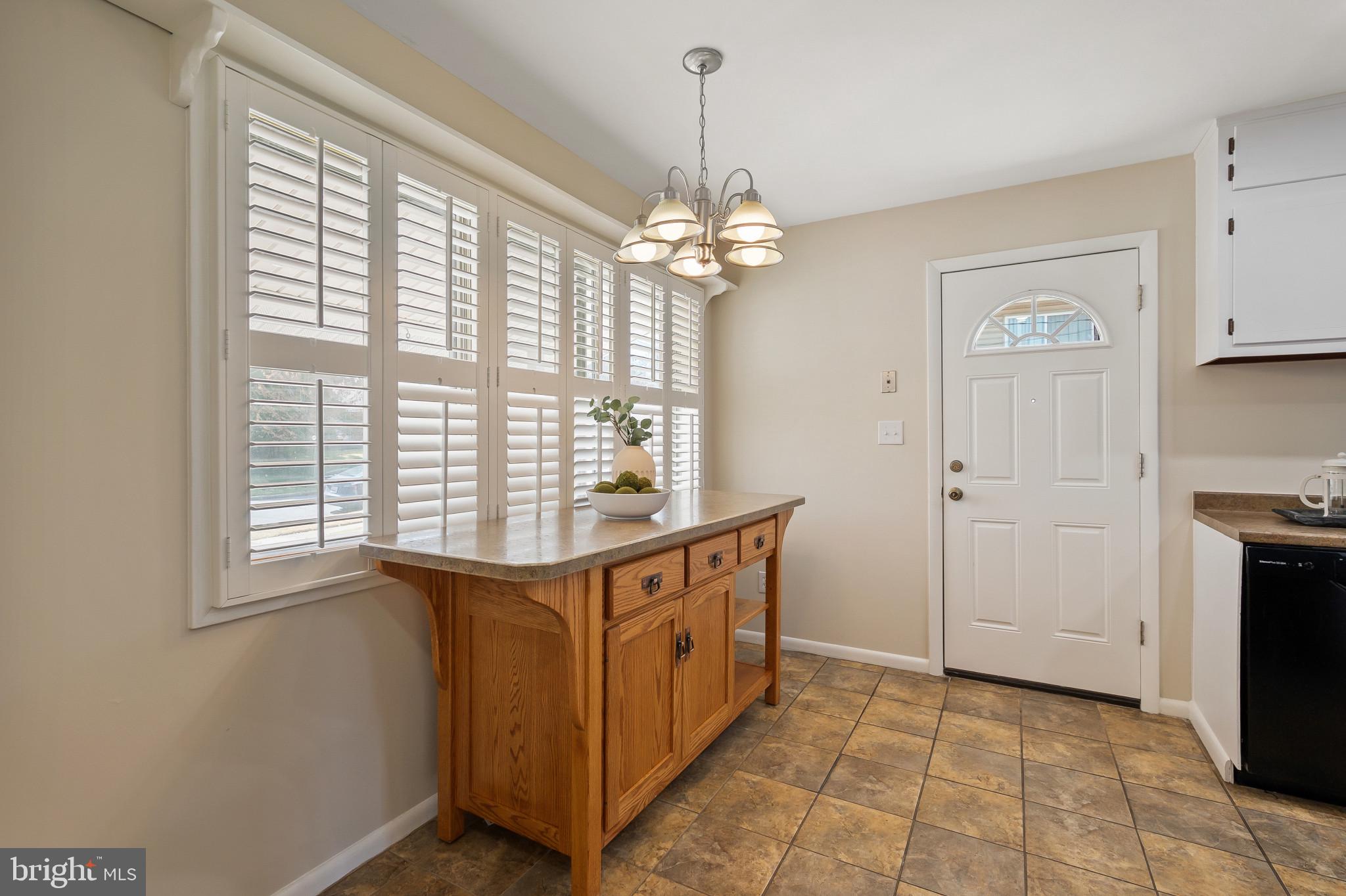 WALBROOKE MANOR - Residential