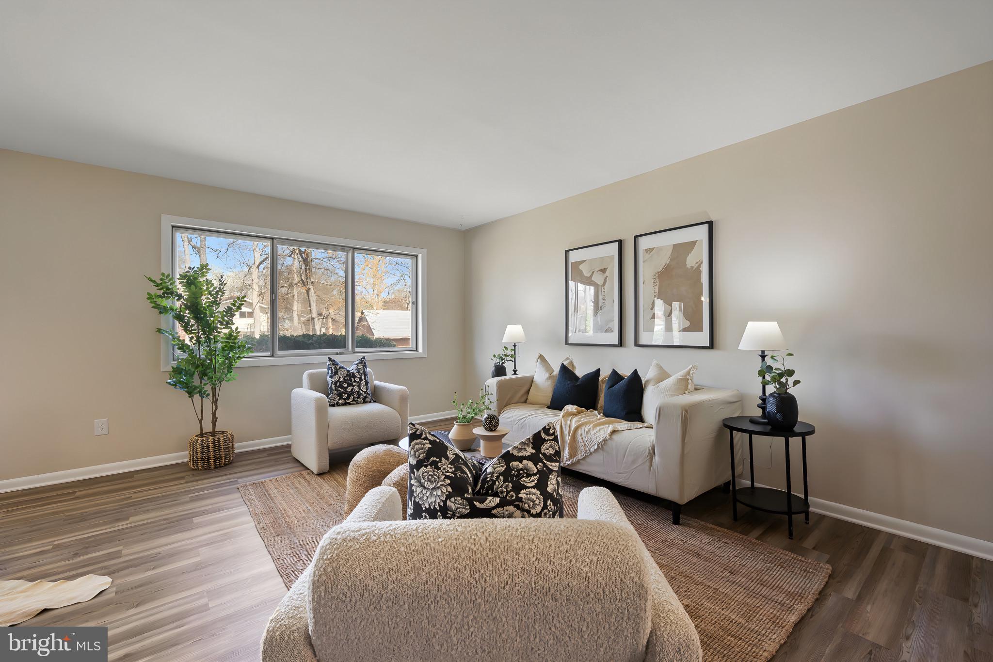 WALBROOKE MANOR - Residential