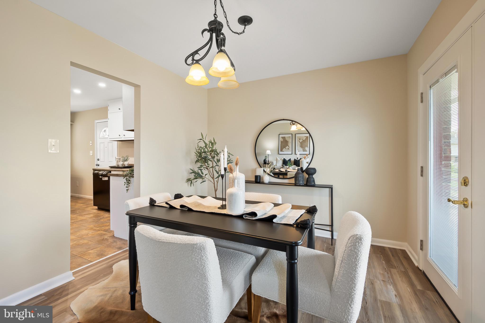 WALBROOKE MANOR - Residential