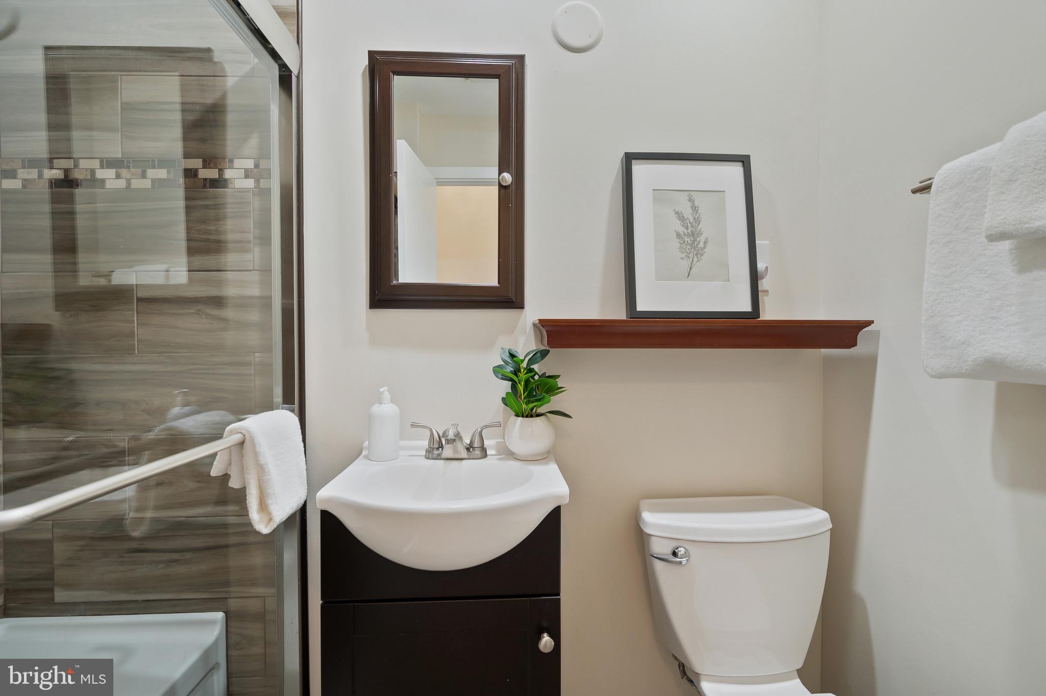 WALBROOKE MANOR - Residential