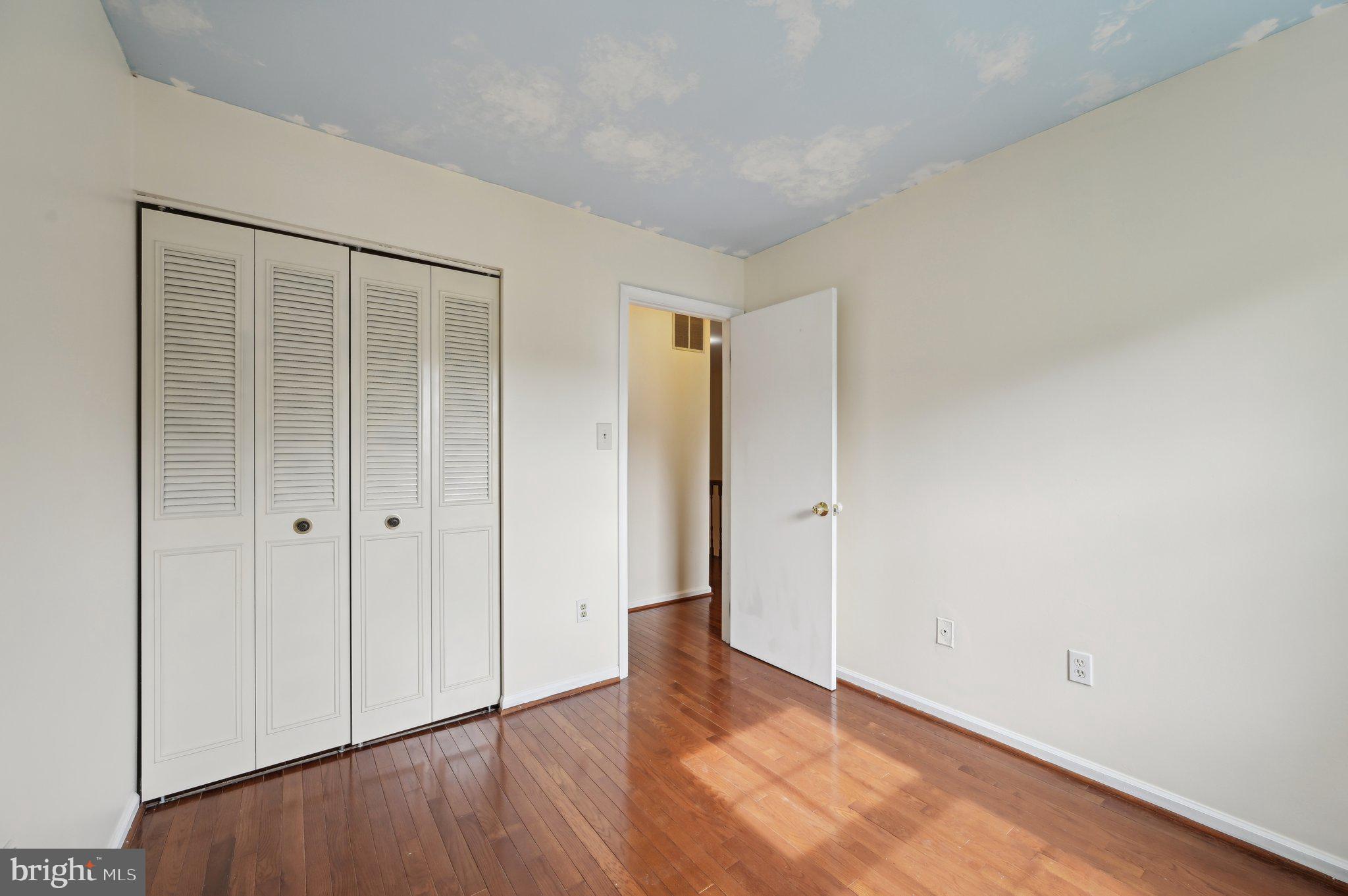 SILVER SPRING CNTRY CLUB - Residential