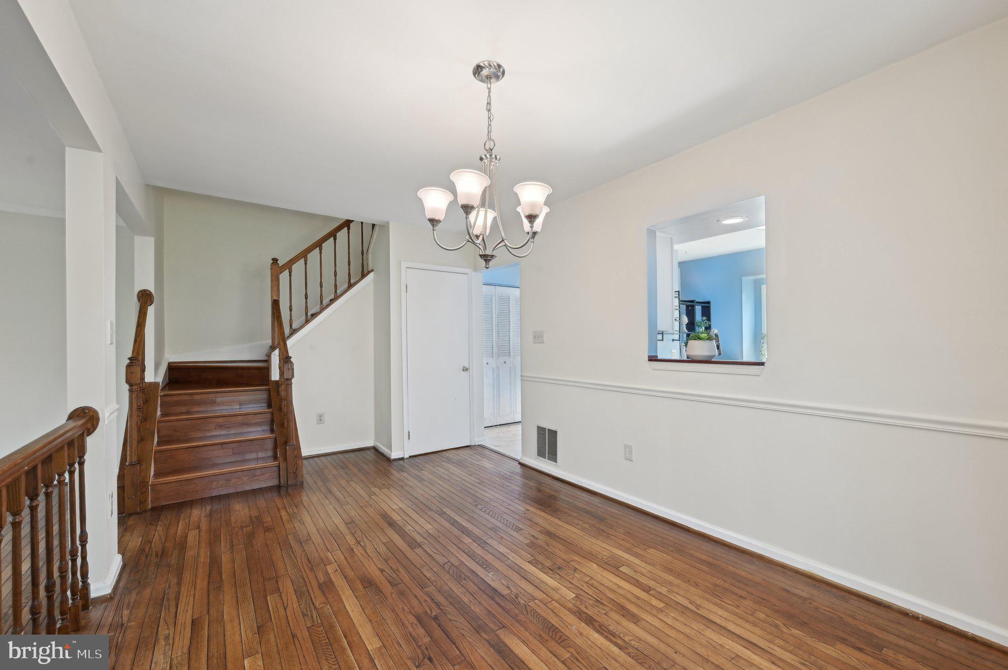 SILVER SPRING CNTRY CLUB - Residential