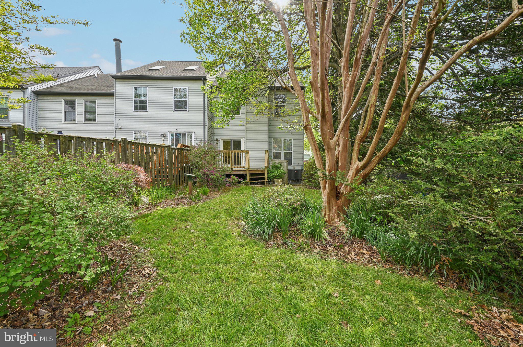 SILVER SPRING CNTRY CLUB - Residential