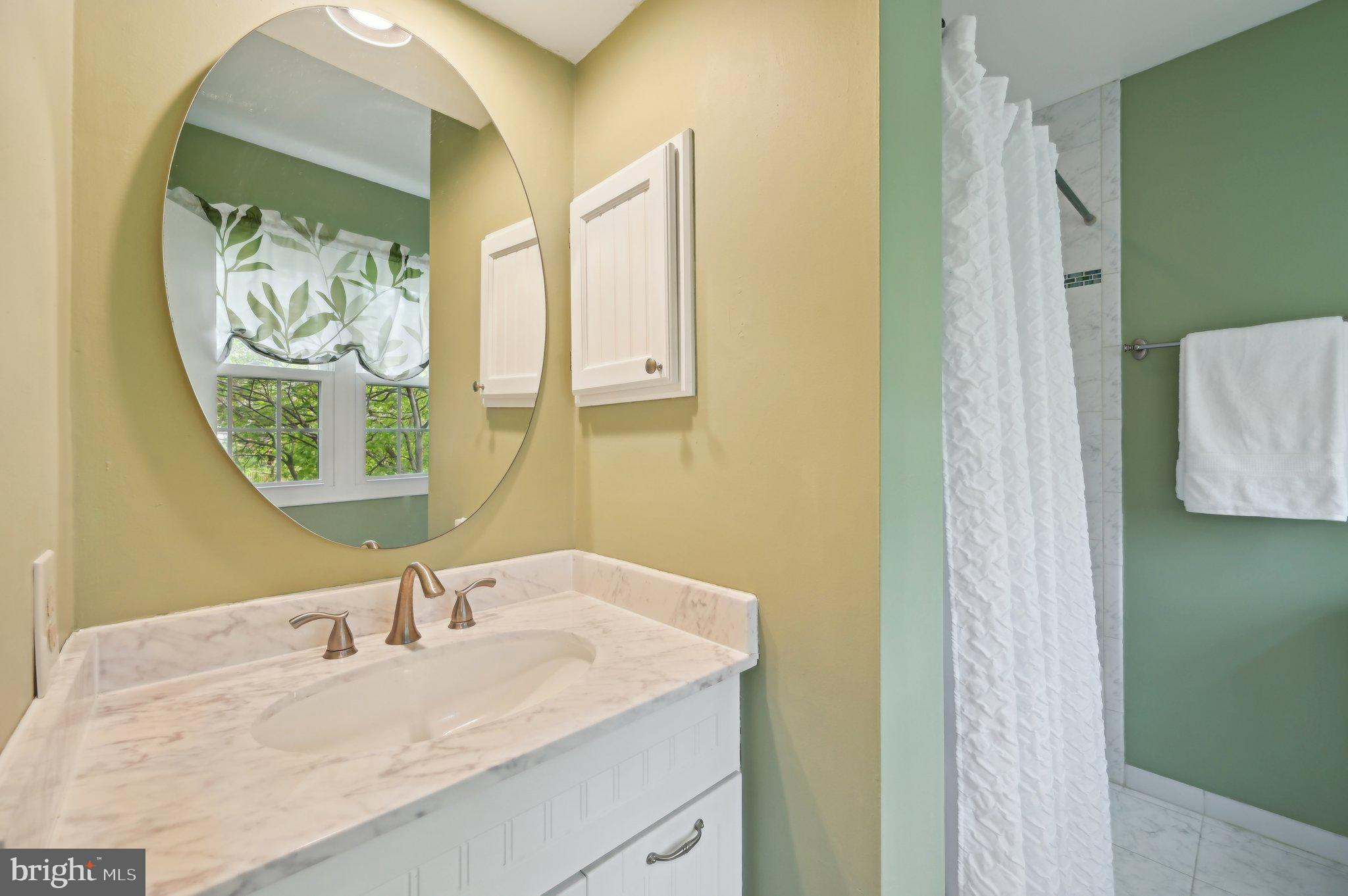 SILVER SPRING CNTRY CLUB - Residential