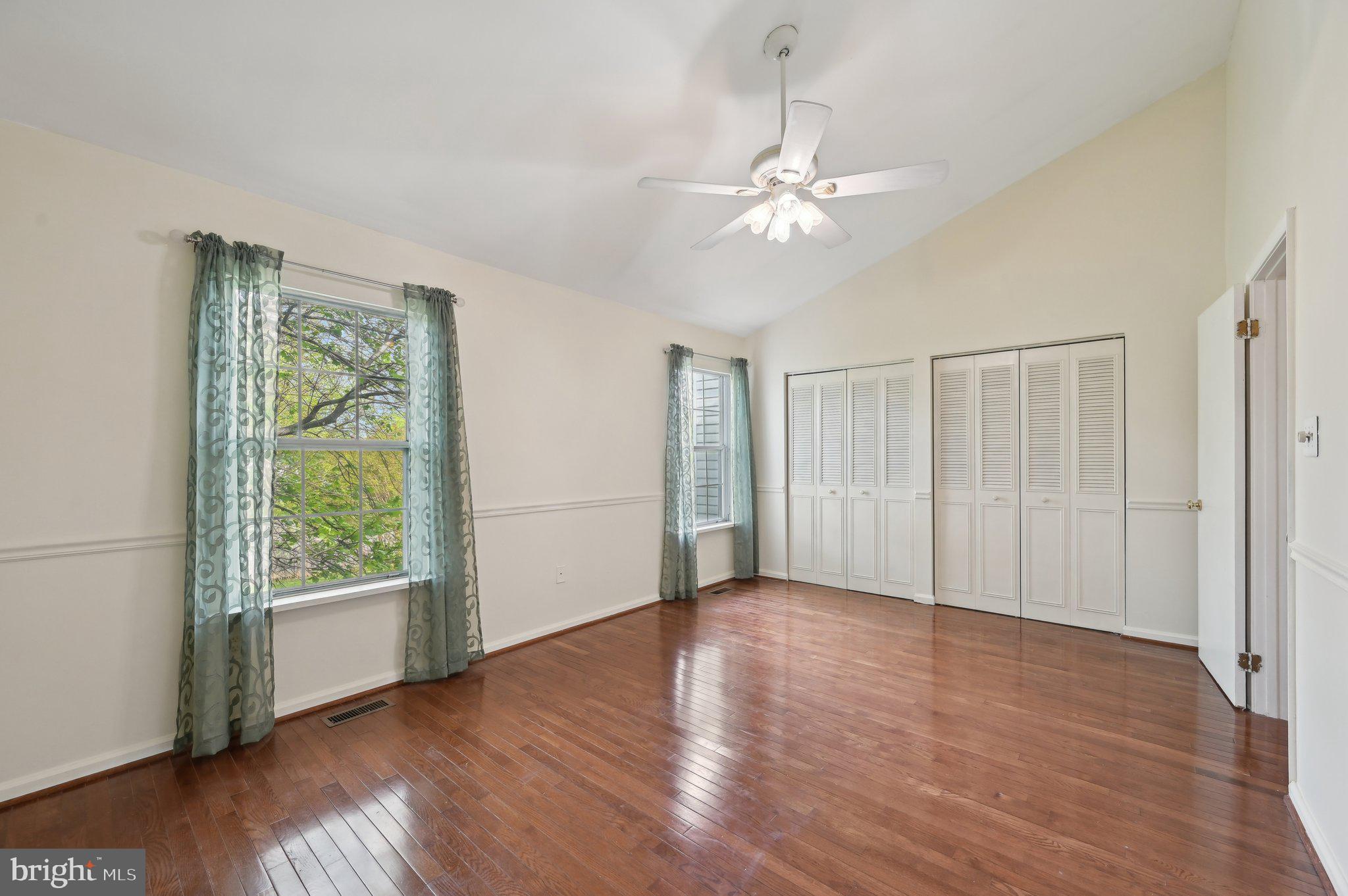 SILVER SPRING CNTRY CLUB - Residential