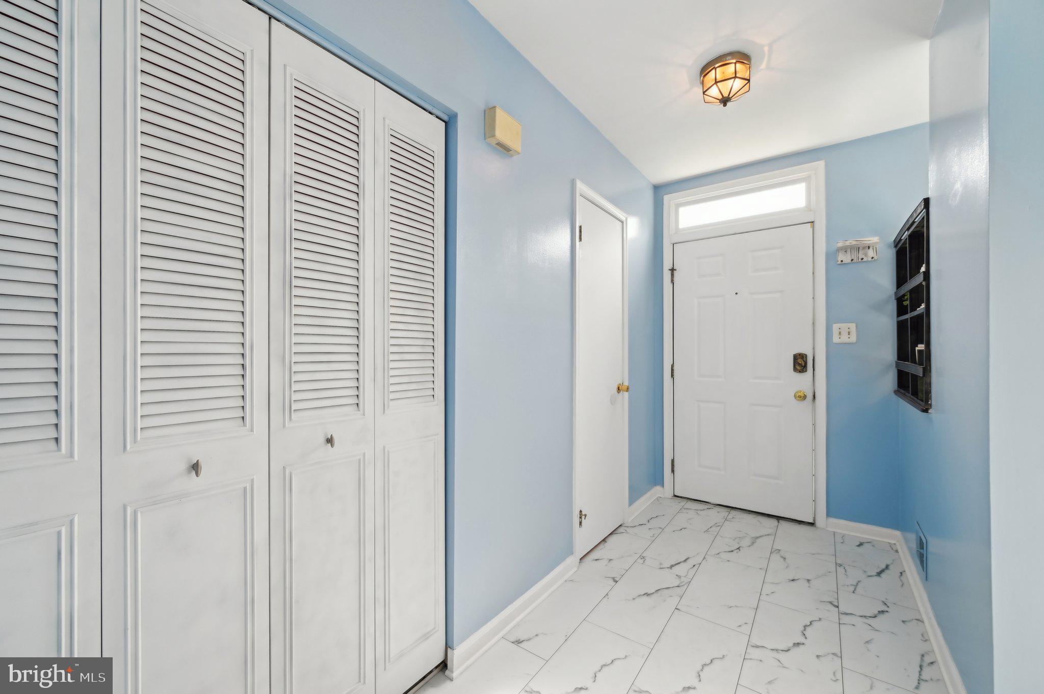 SILVER SPRING CNTRY CLUB - Residential