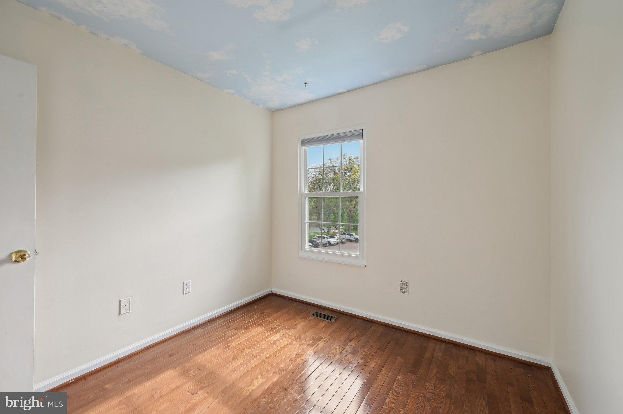 SILVER SPRING CNTRY CLUB - Residential