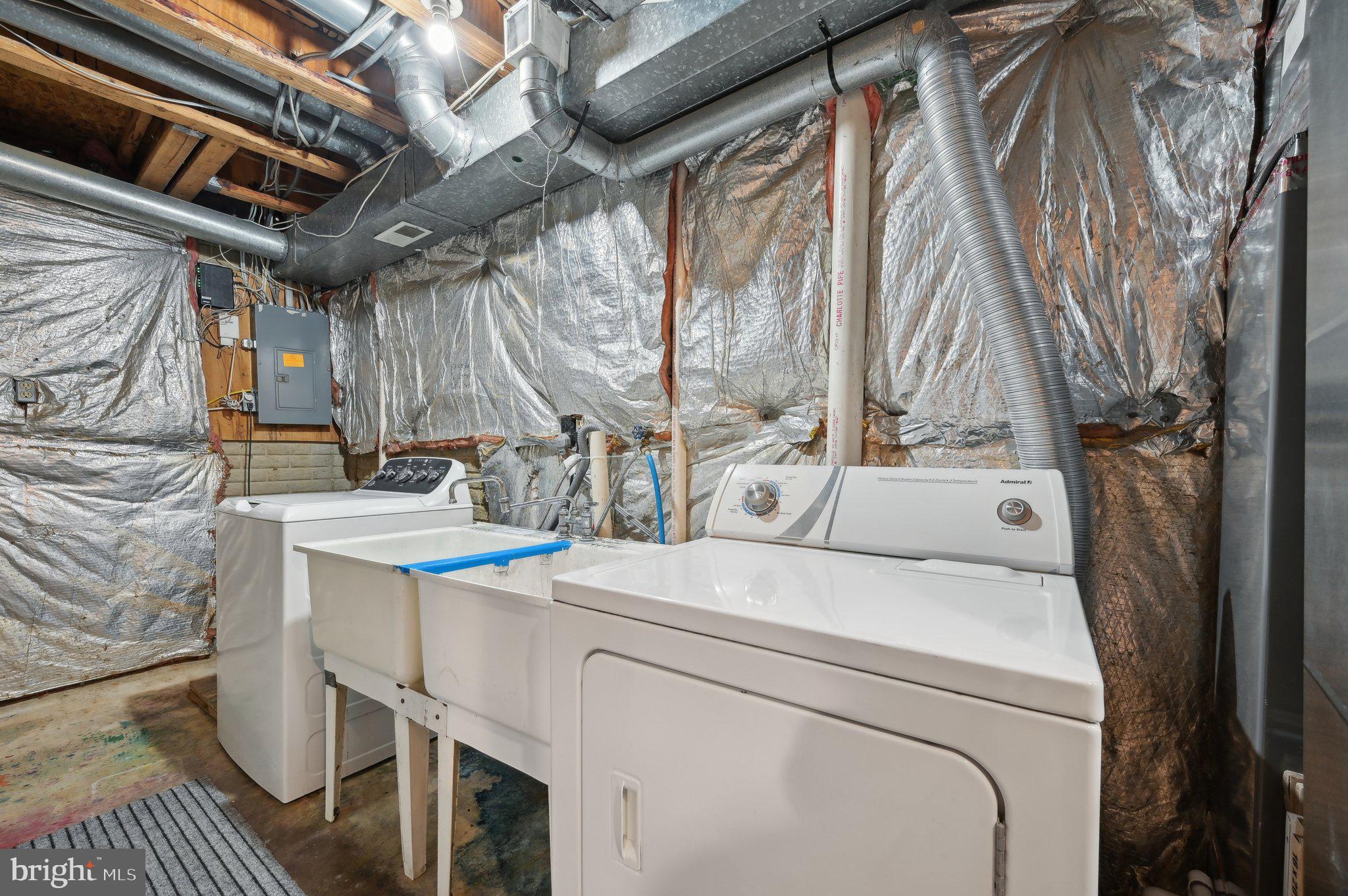 SILVER SPRING CNTRY CLUB - Residential