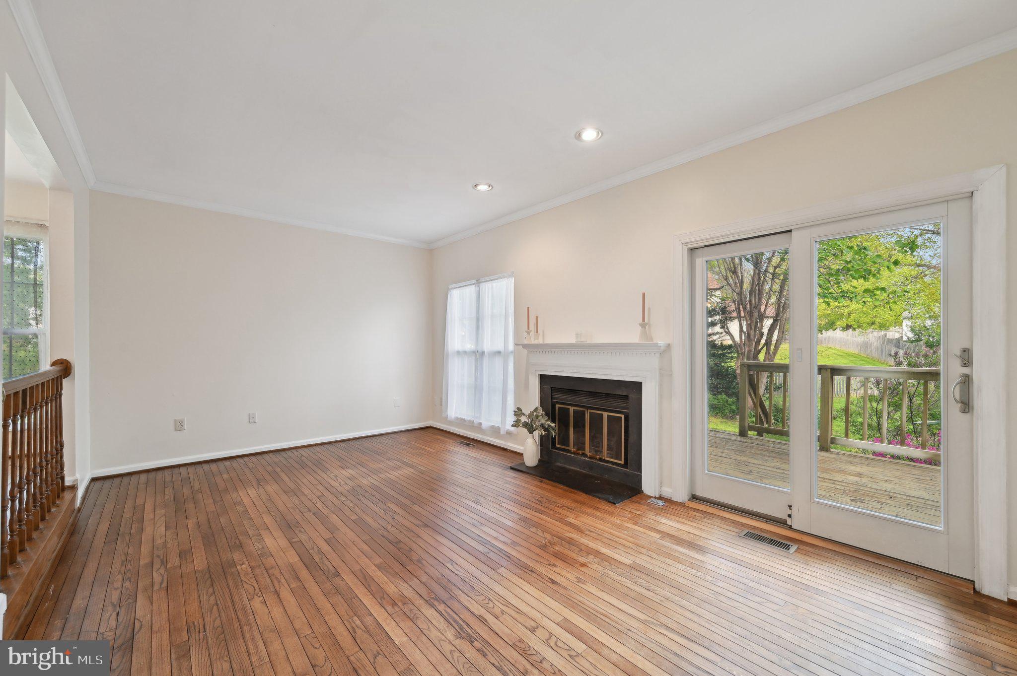 SILVER SPRING CNTRY CLUB - Residential