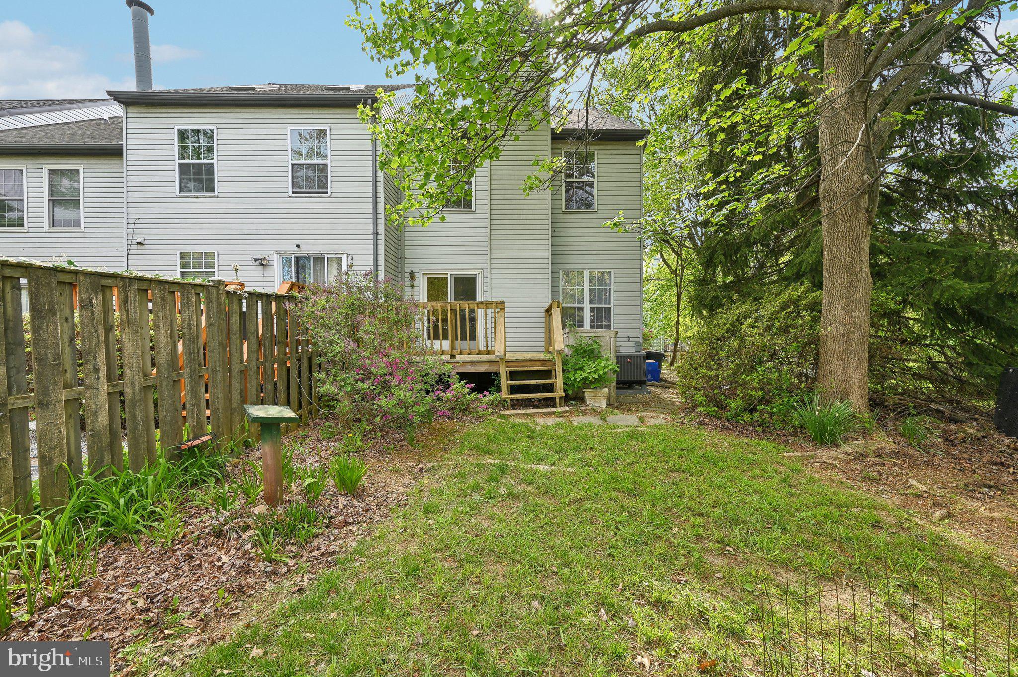 SILVER SPRING CNTRY CLUB - Residential