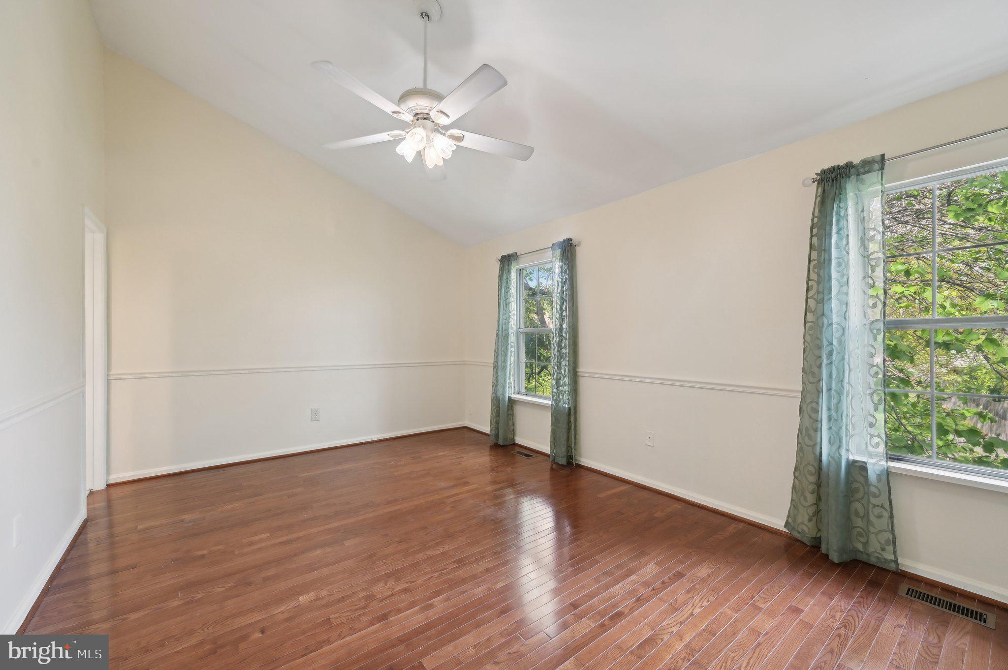 SILVER SPRING CNTRY CLUB - Residential