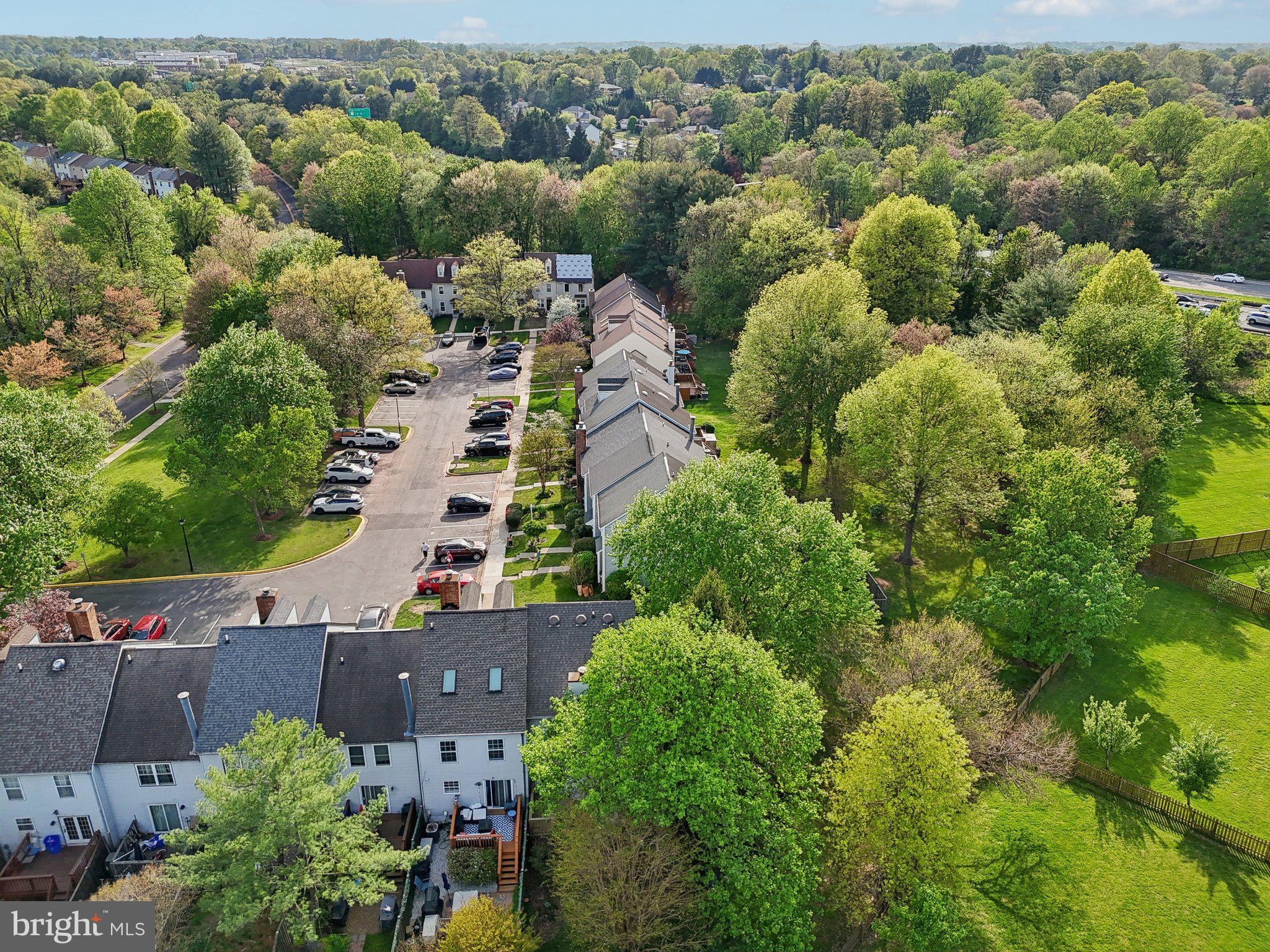 SILVER SPRING CNTRY CLUB - Residential