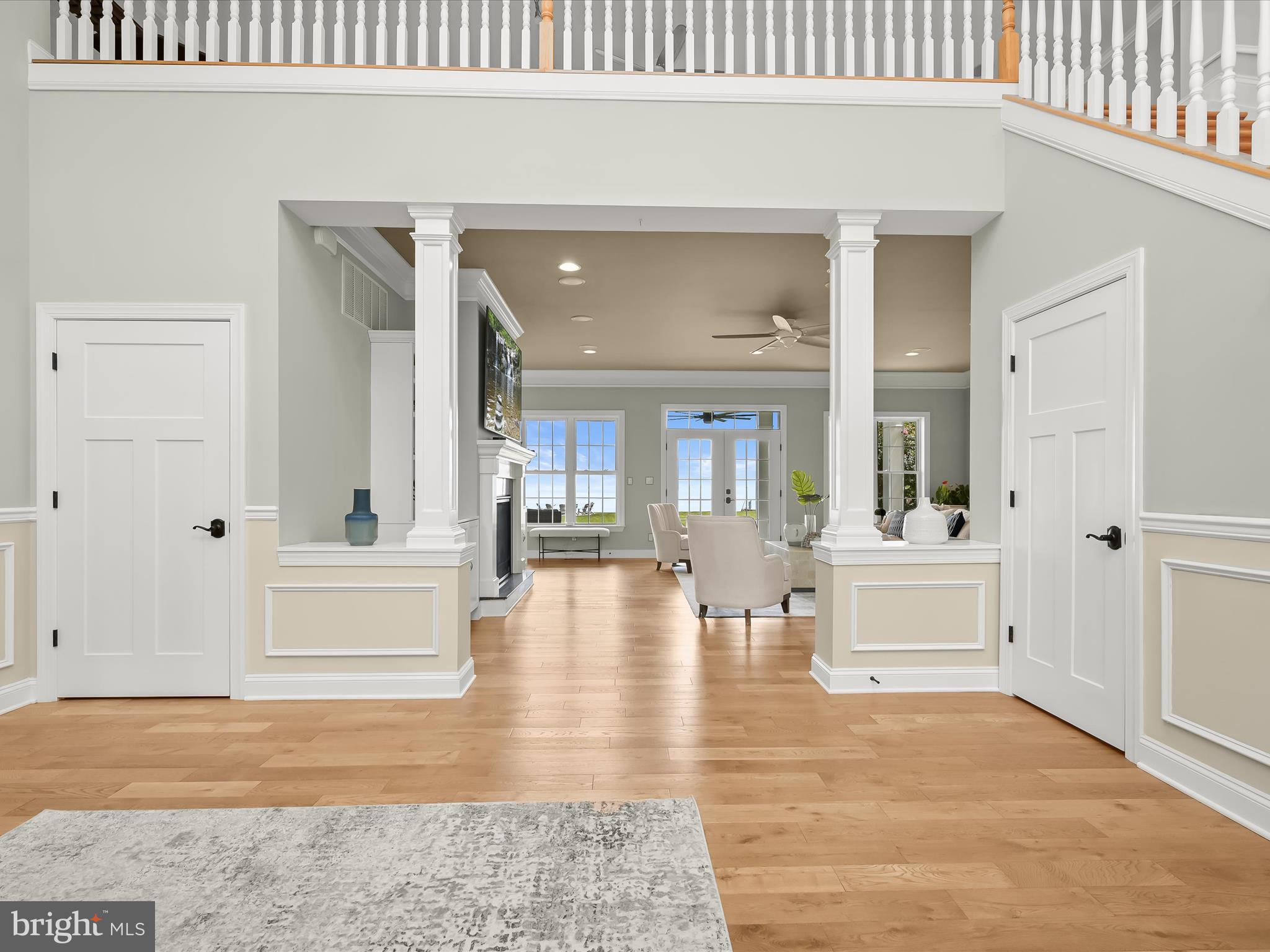 LAKE SHORE - Residential