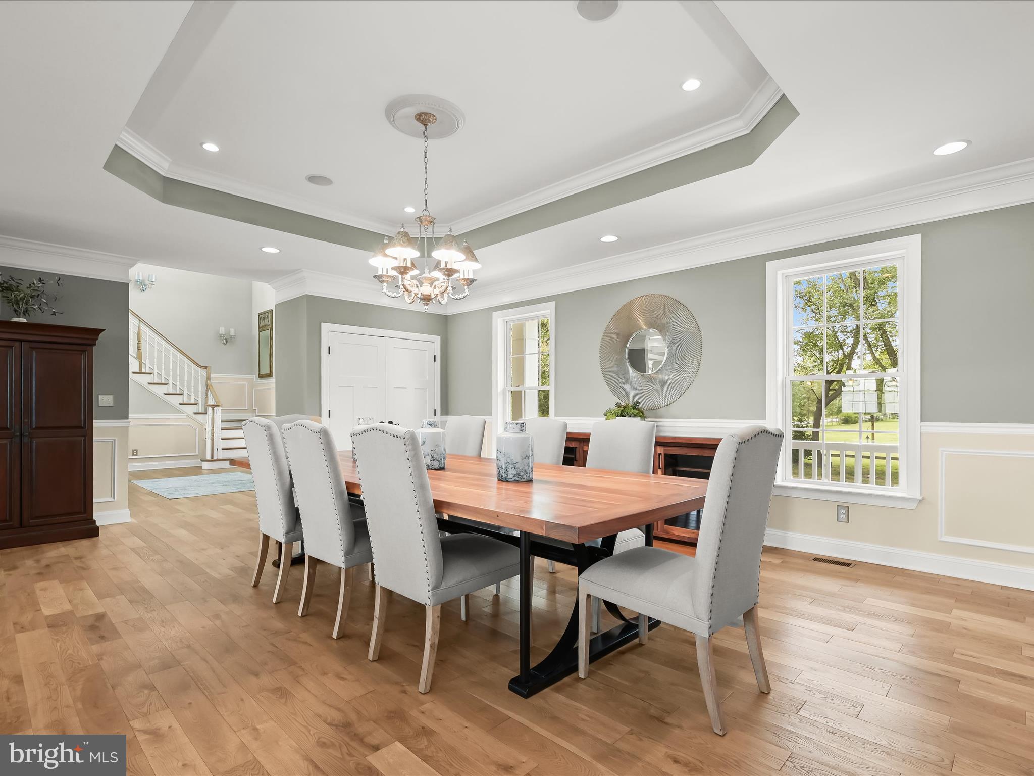 LAKE SHORE - Residential