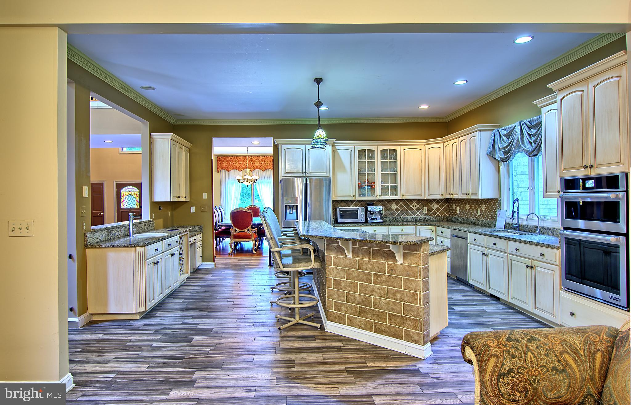 FOXCHASE - Residential Lease