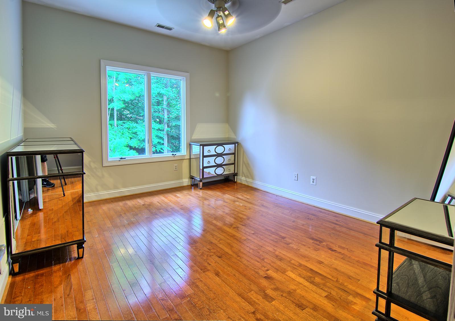 FOXCHASE - Residential Lease