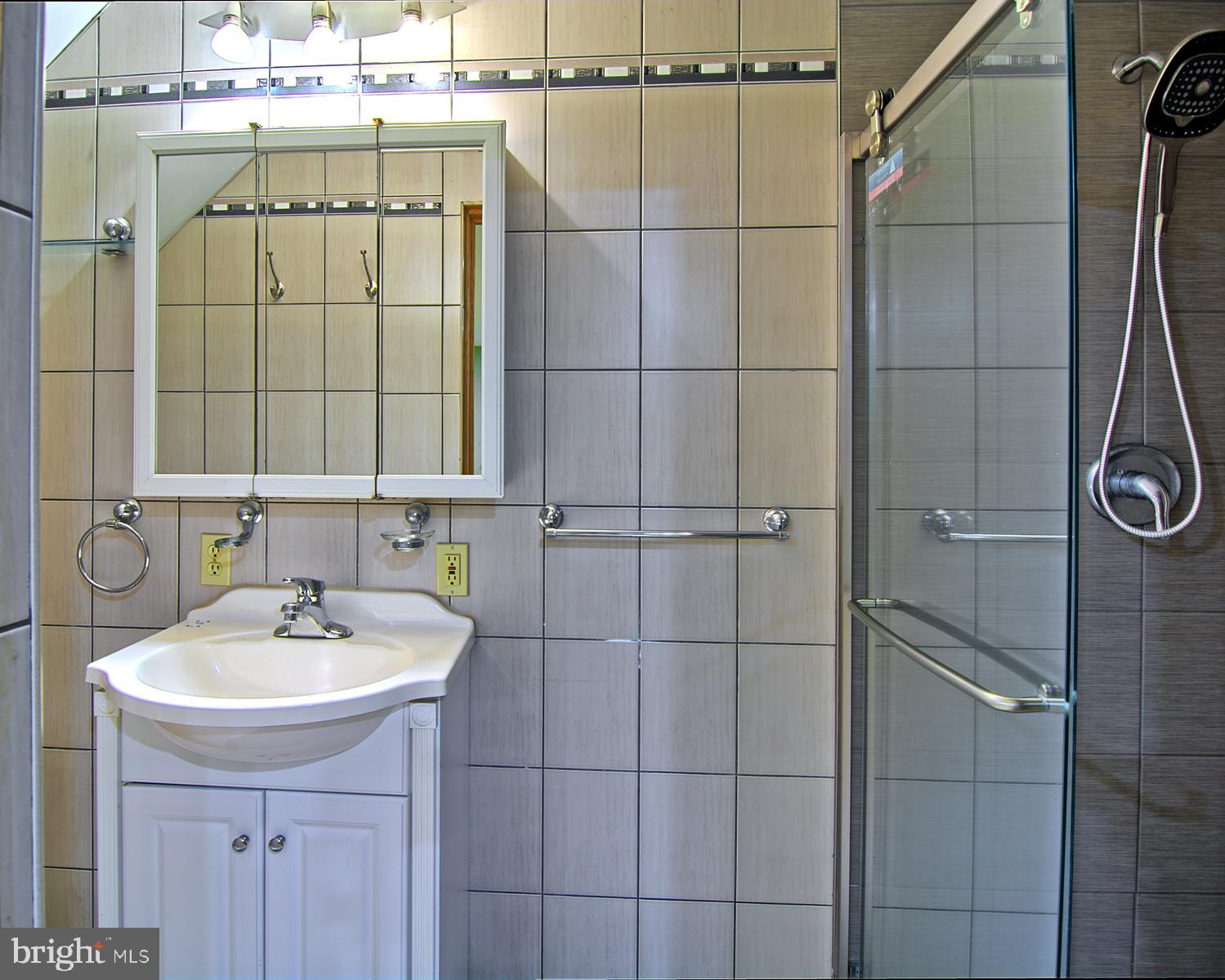 FOXCHASE - Residential Lease