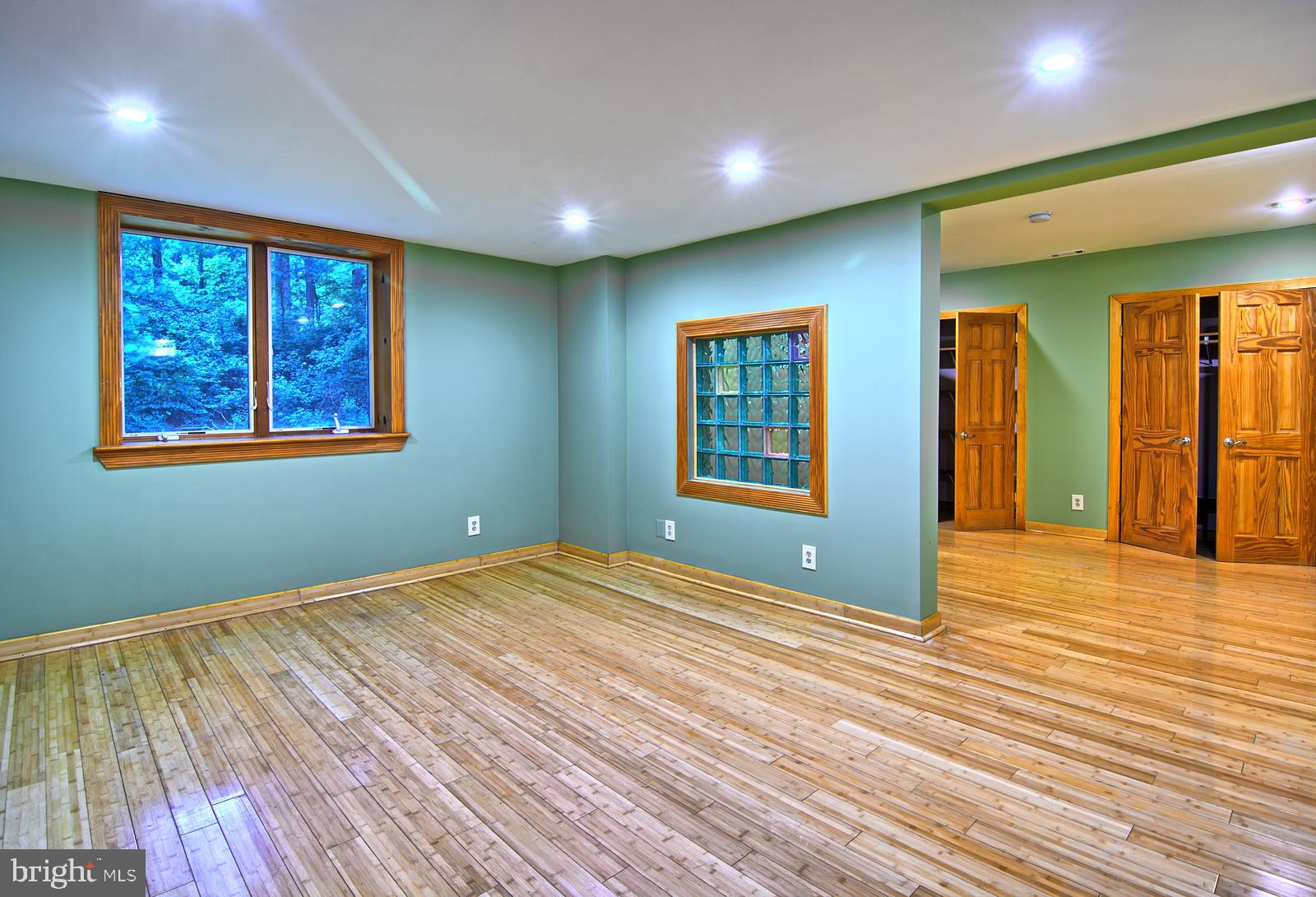 FOXCHASE - Residential Lease