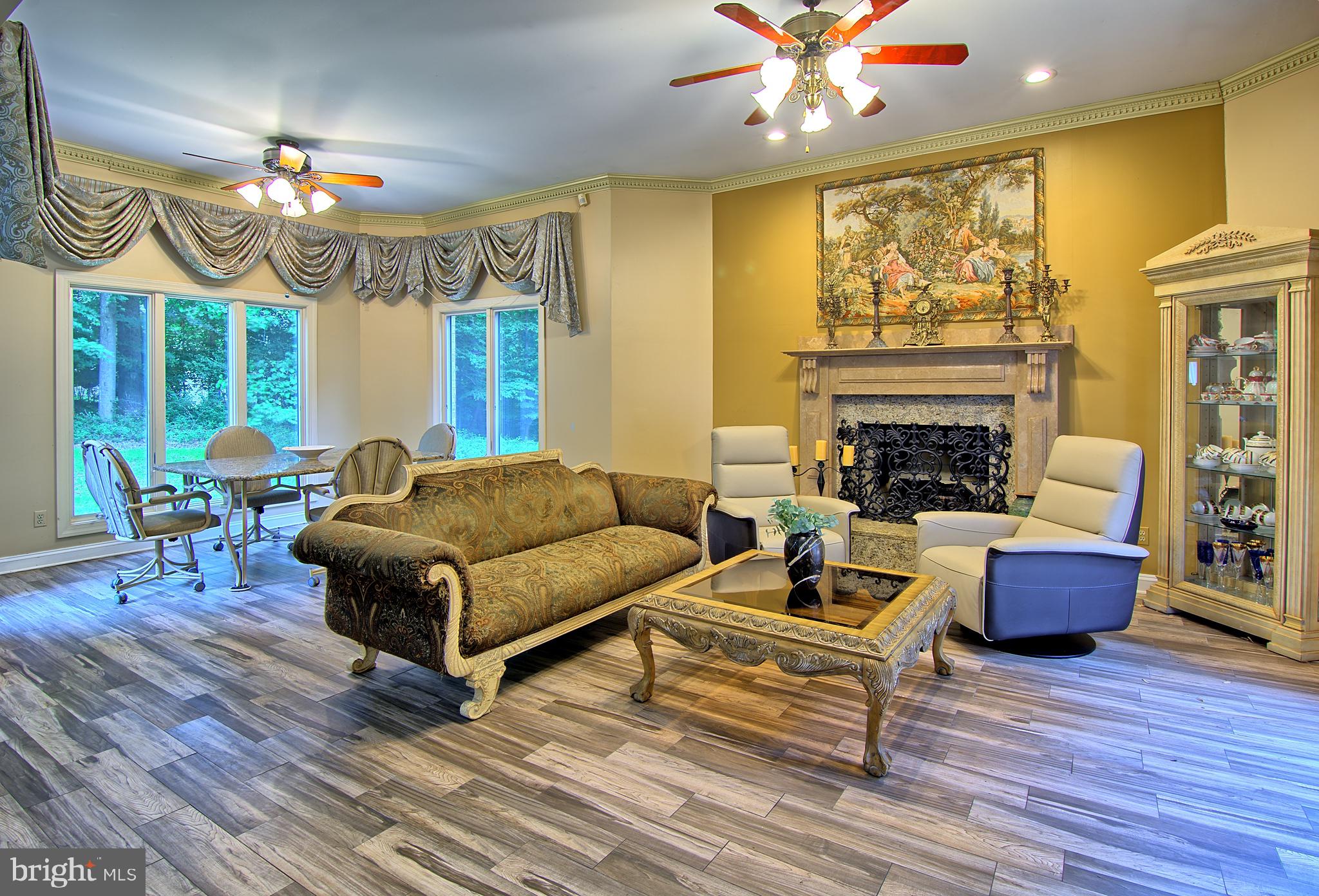 FOXCHASE - Residential Lease