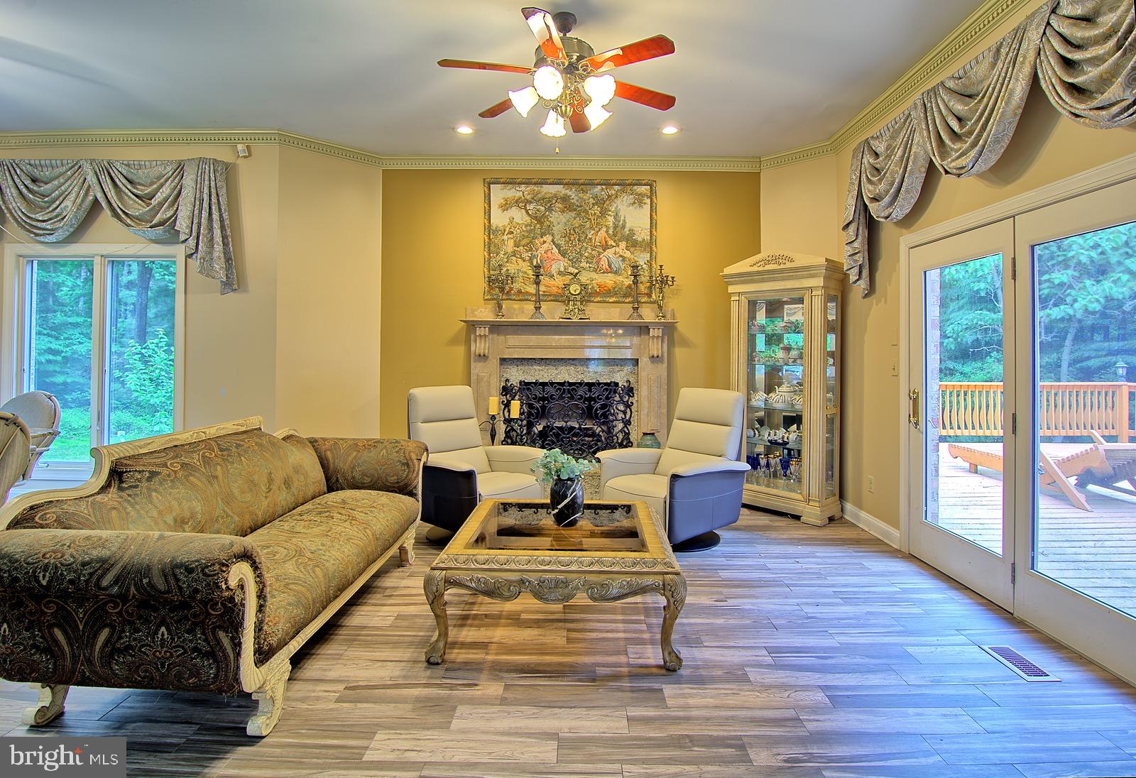 FOXCHASE - Residential Lease