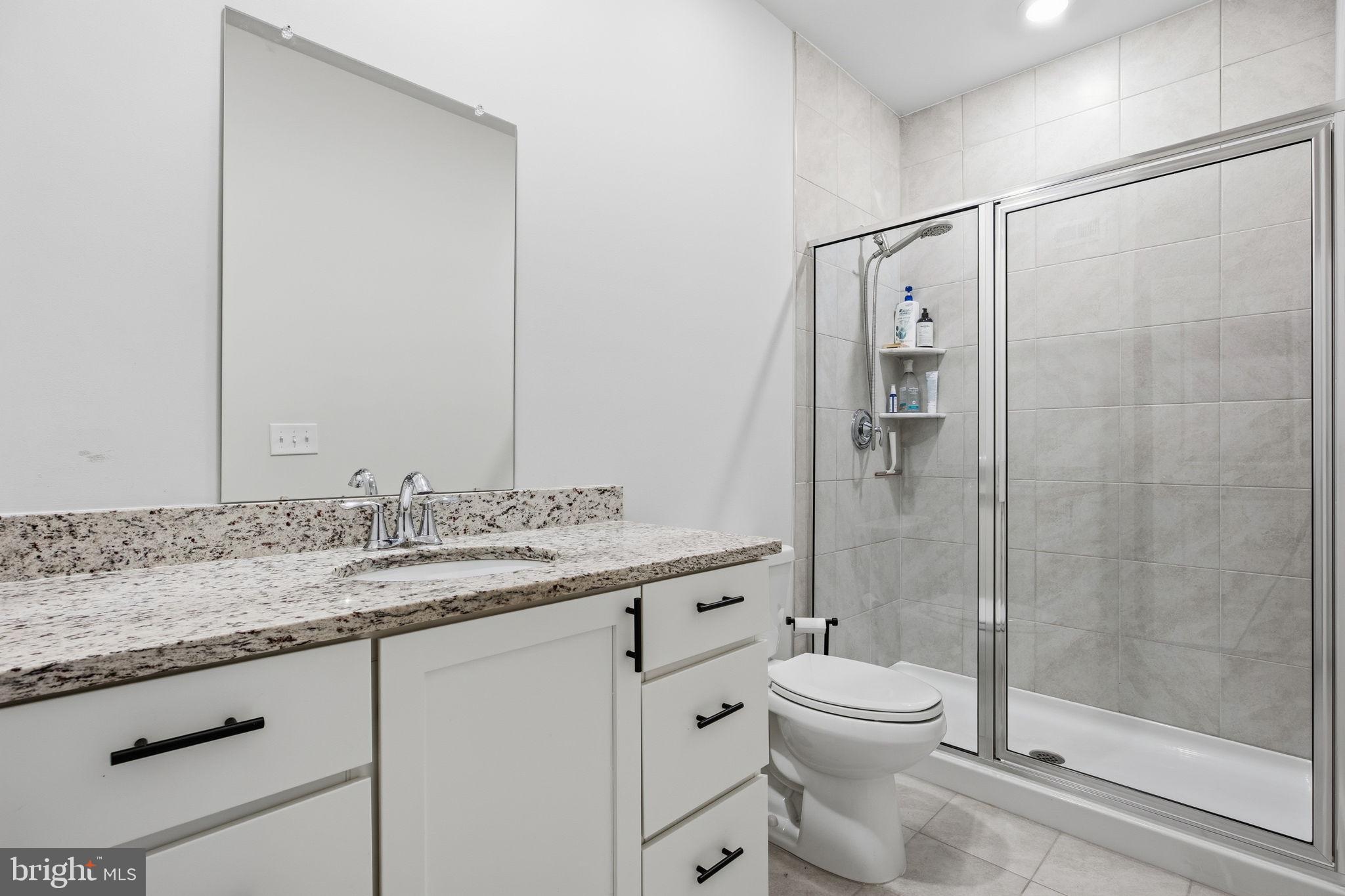 WATERSIDE - Residential