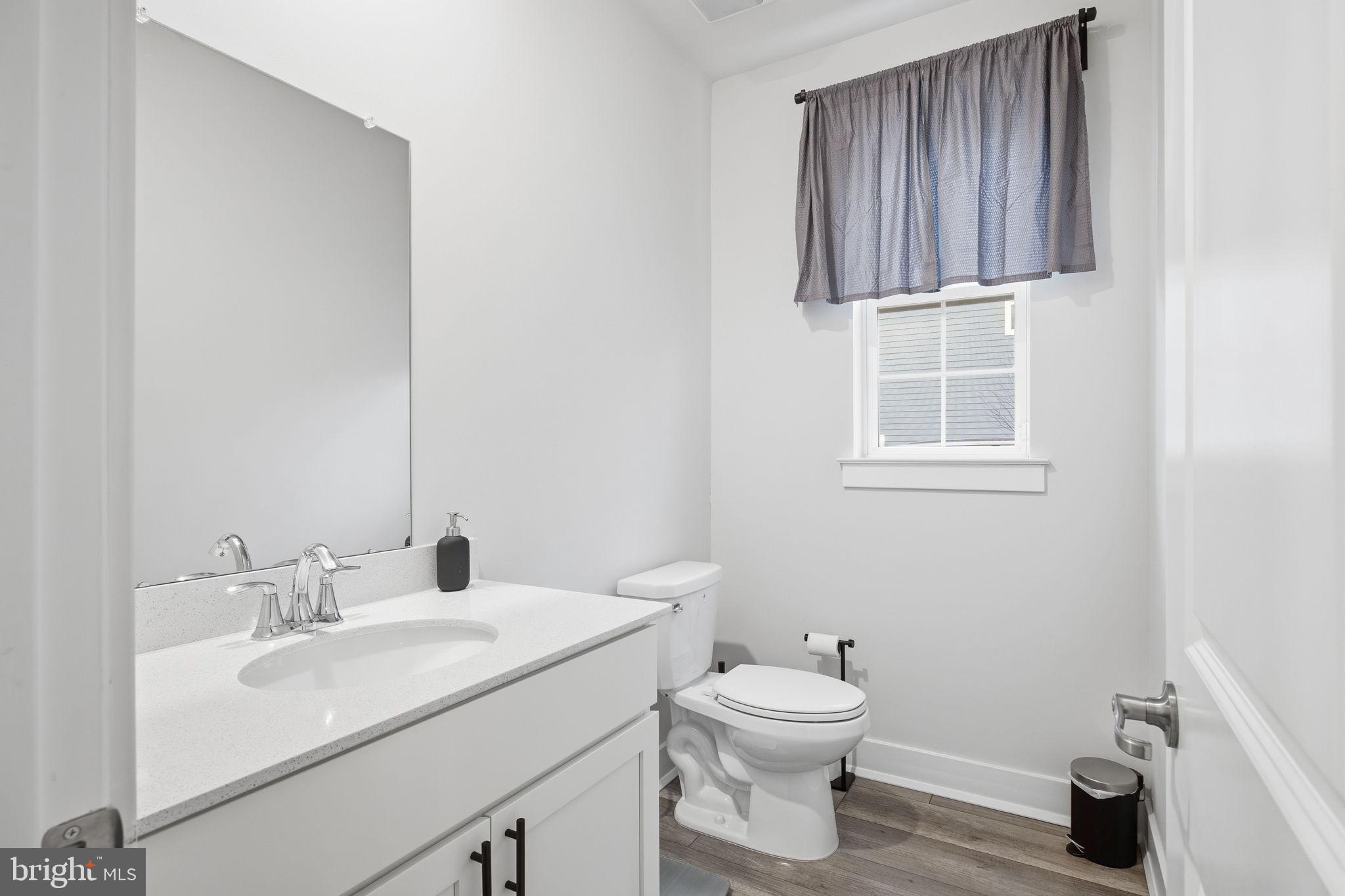 WATERSIDE - Residential