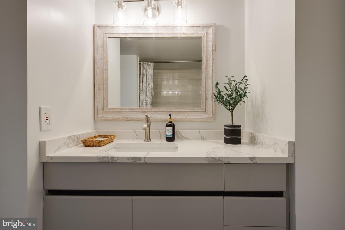 HALLMARK - Residential