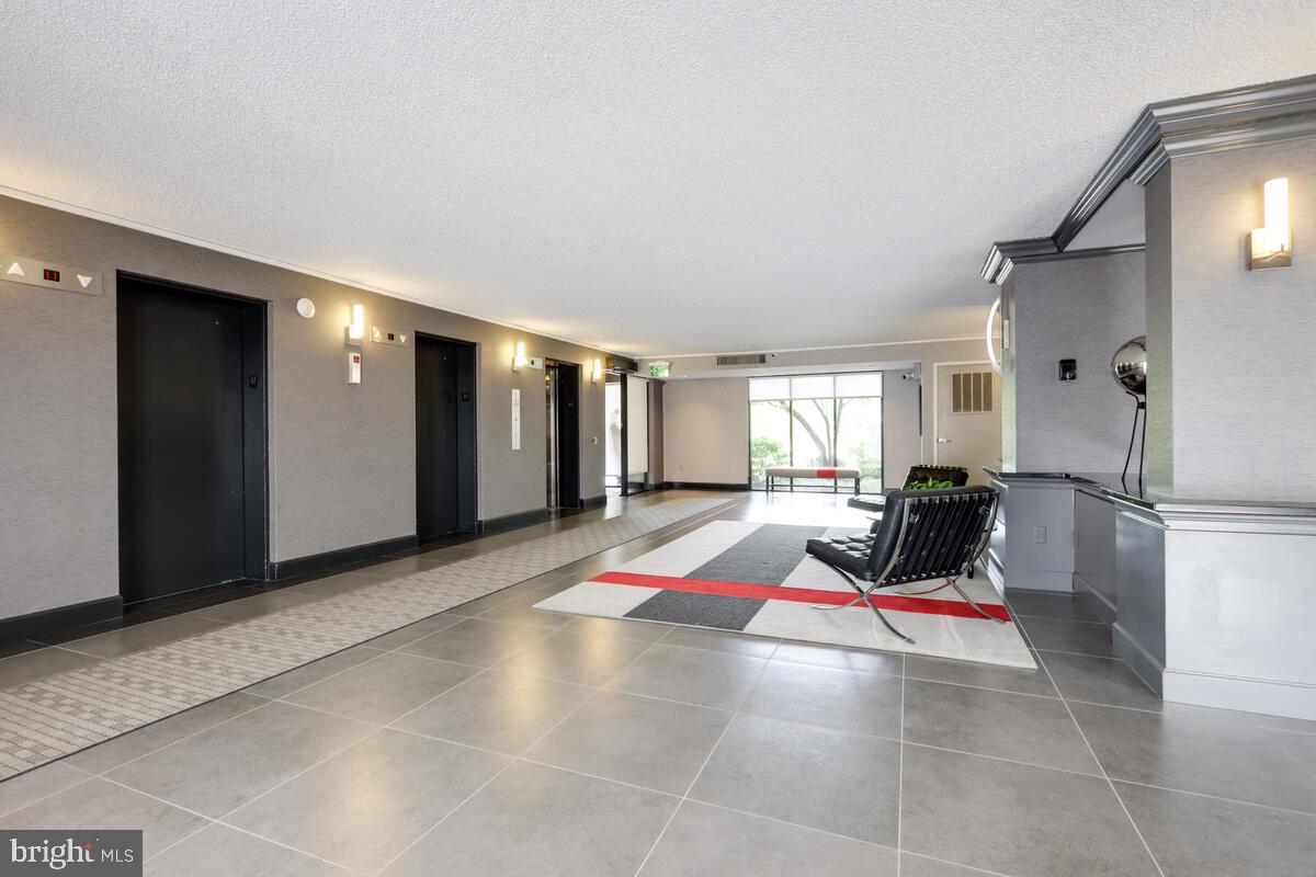 HALLMARK - Residential