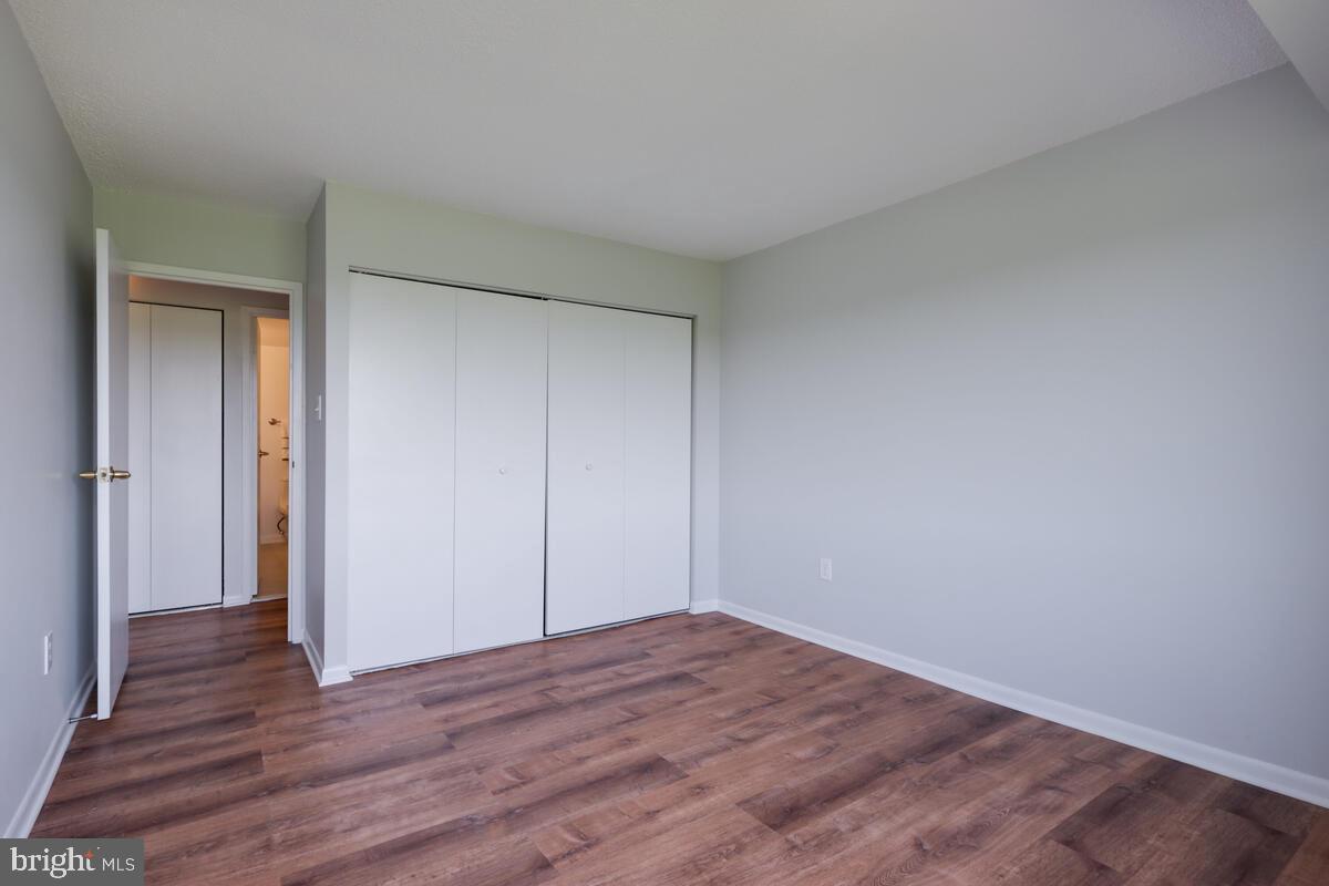 HALLMARK - Residential