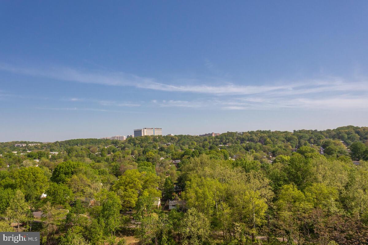 HALLMARK - Residential