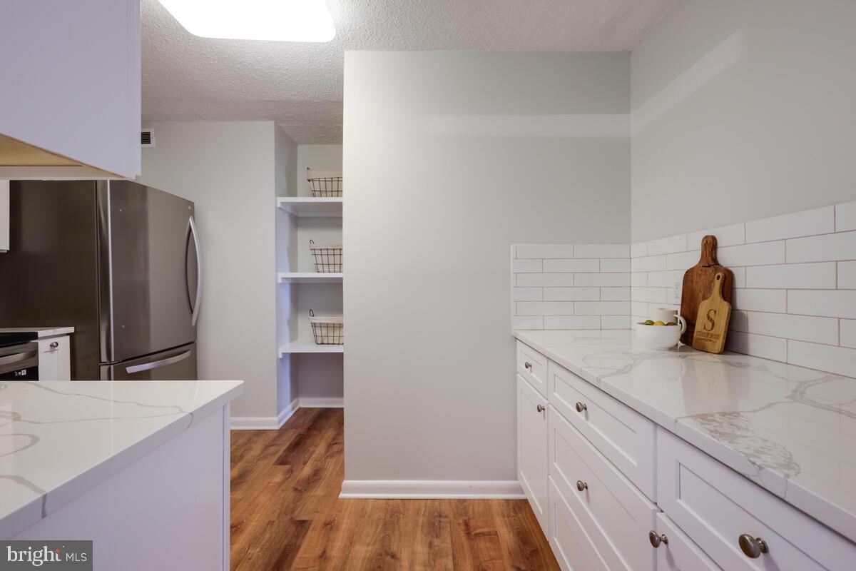 HALLMARK - Residential