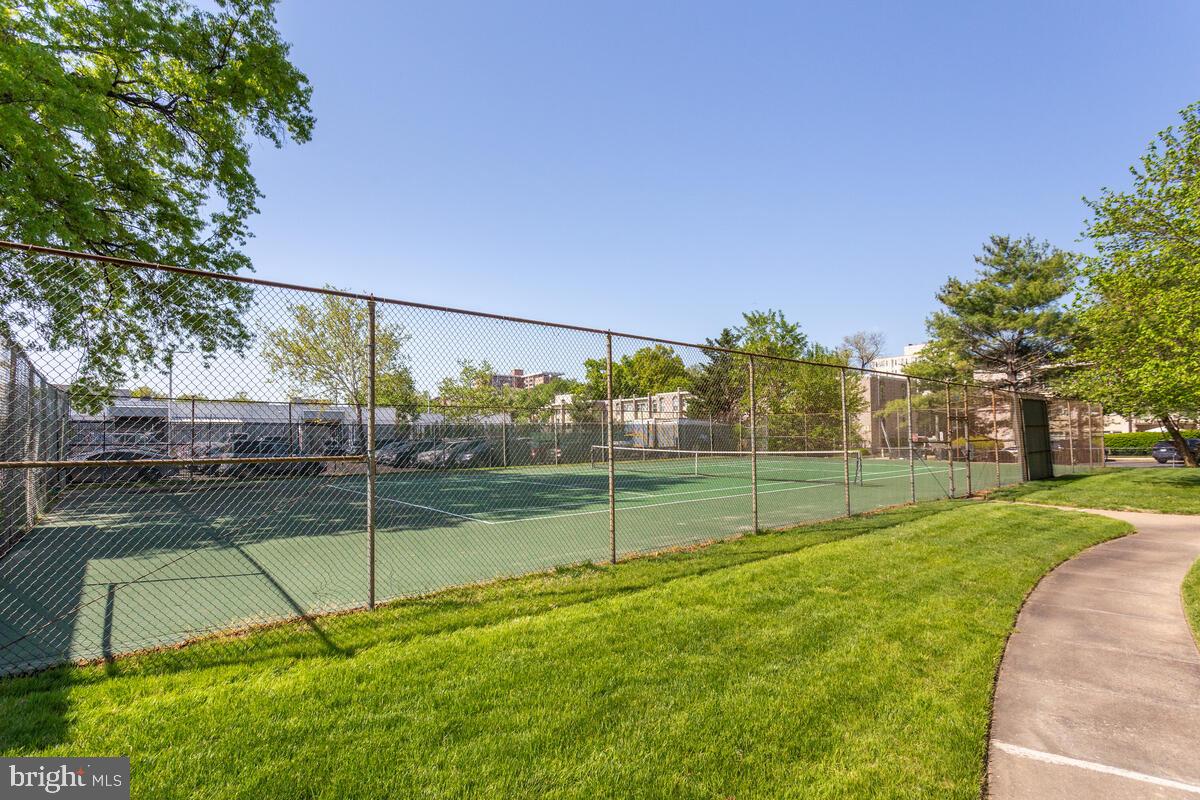 HALLMARK - Residential