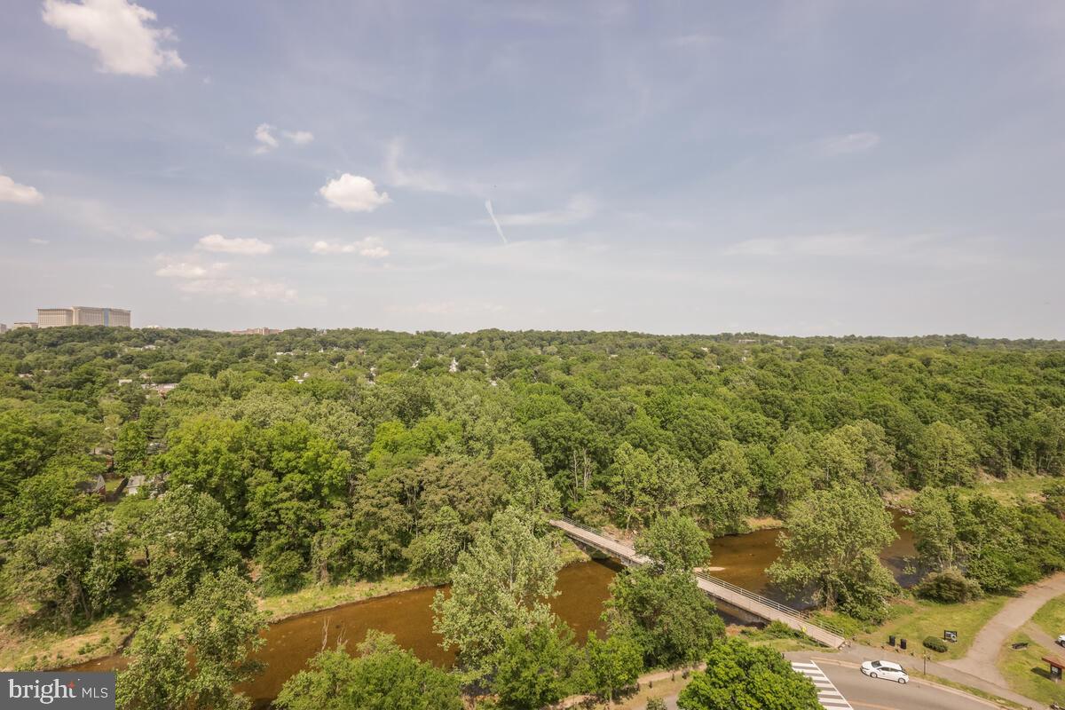 HALLMARK - Residential