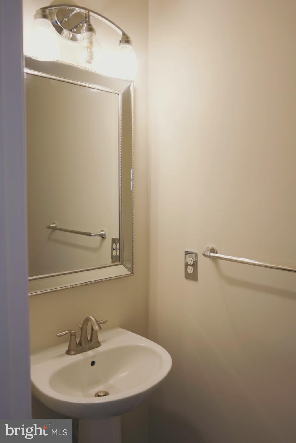 ST. CHARLES, GLENEAGLES SOUTH - Residential