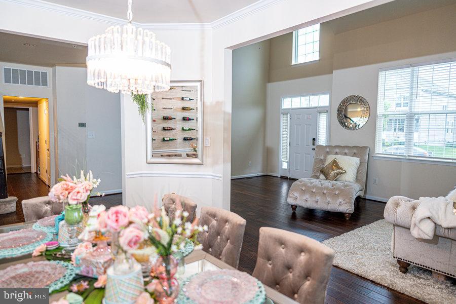 ST. CHARLES, GLENEAGLES SOUTH - Residential