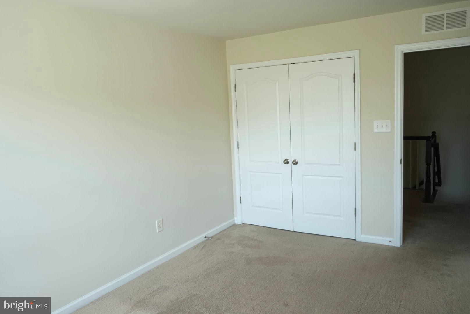 ST. CHARLES, GLENEAGLES SOUTH - Residential