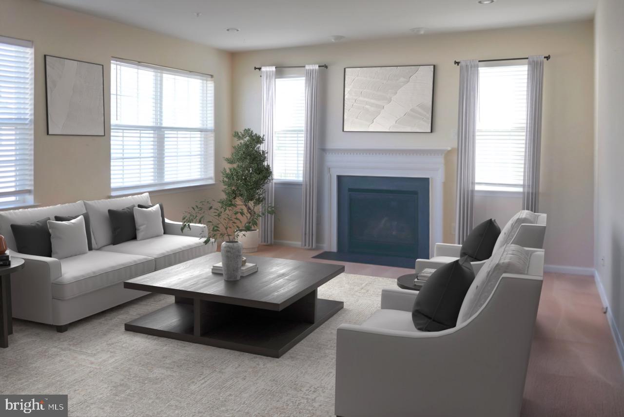 ST. CHARLES, GLENEAGLES SOUTH - Residential