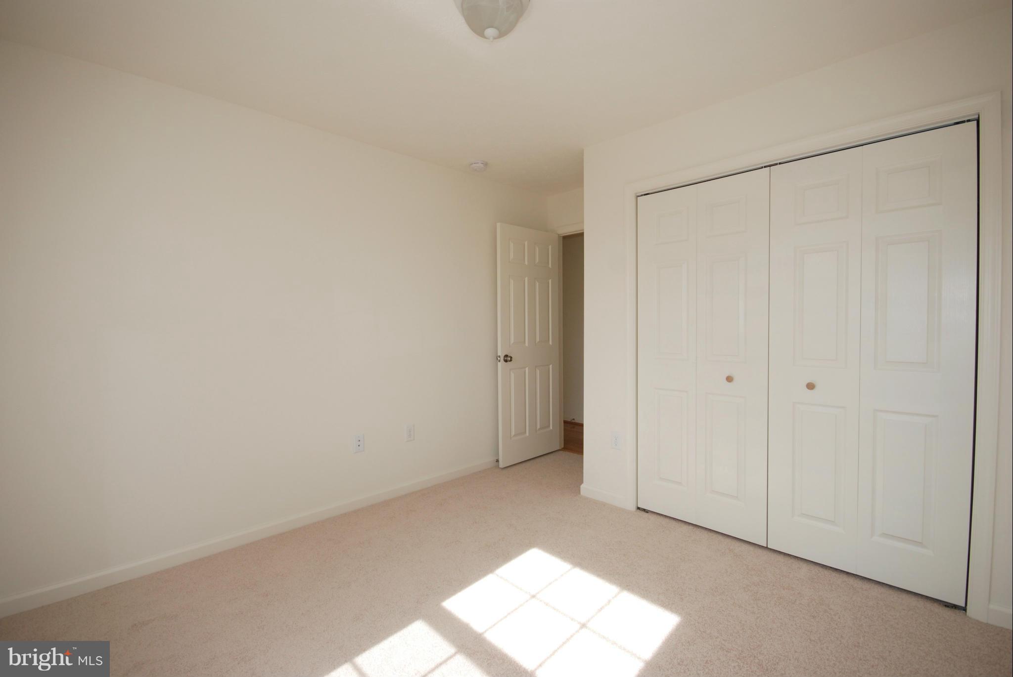 MADISON ESTATES - Residential