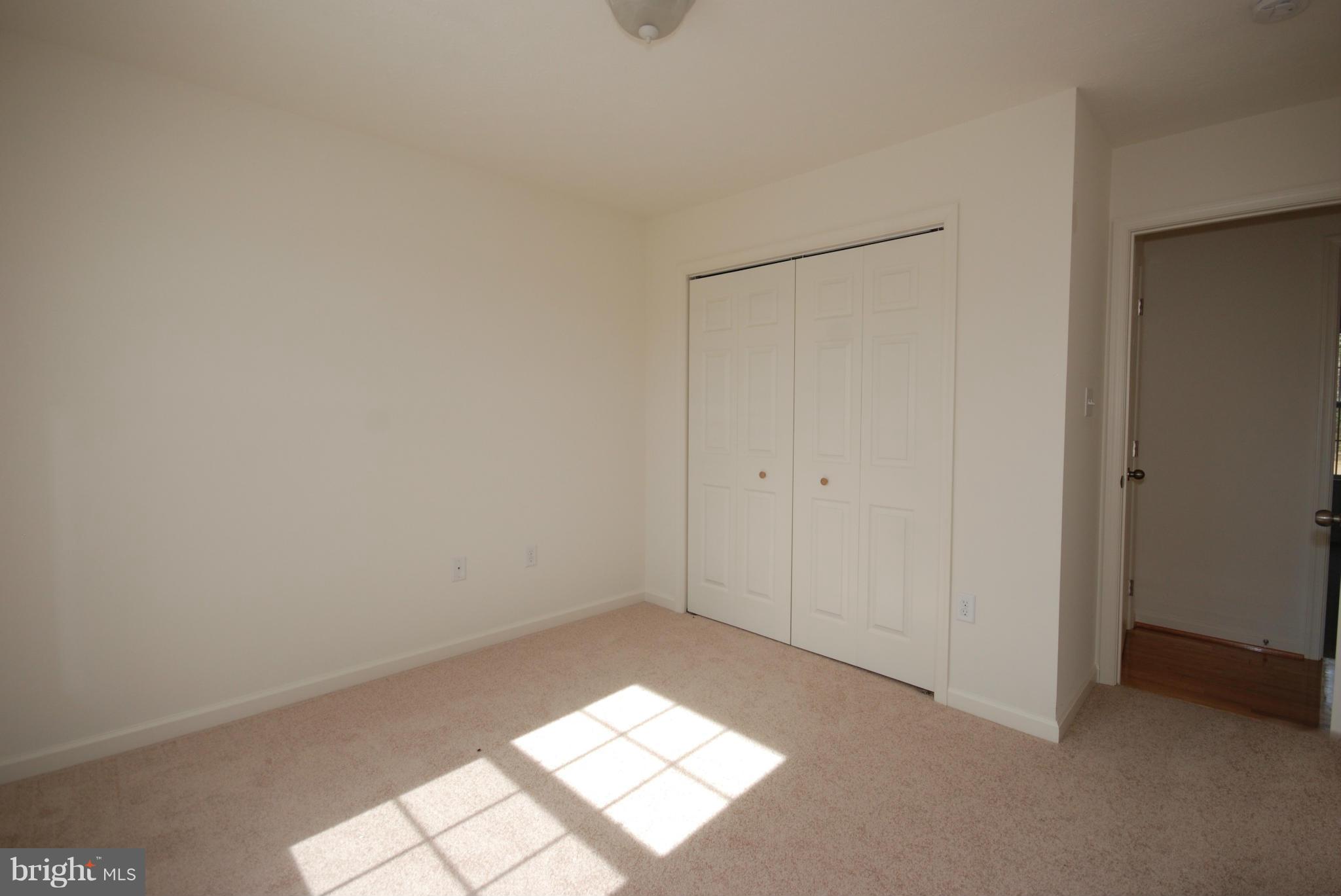 MADISON ESTATES - Residential